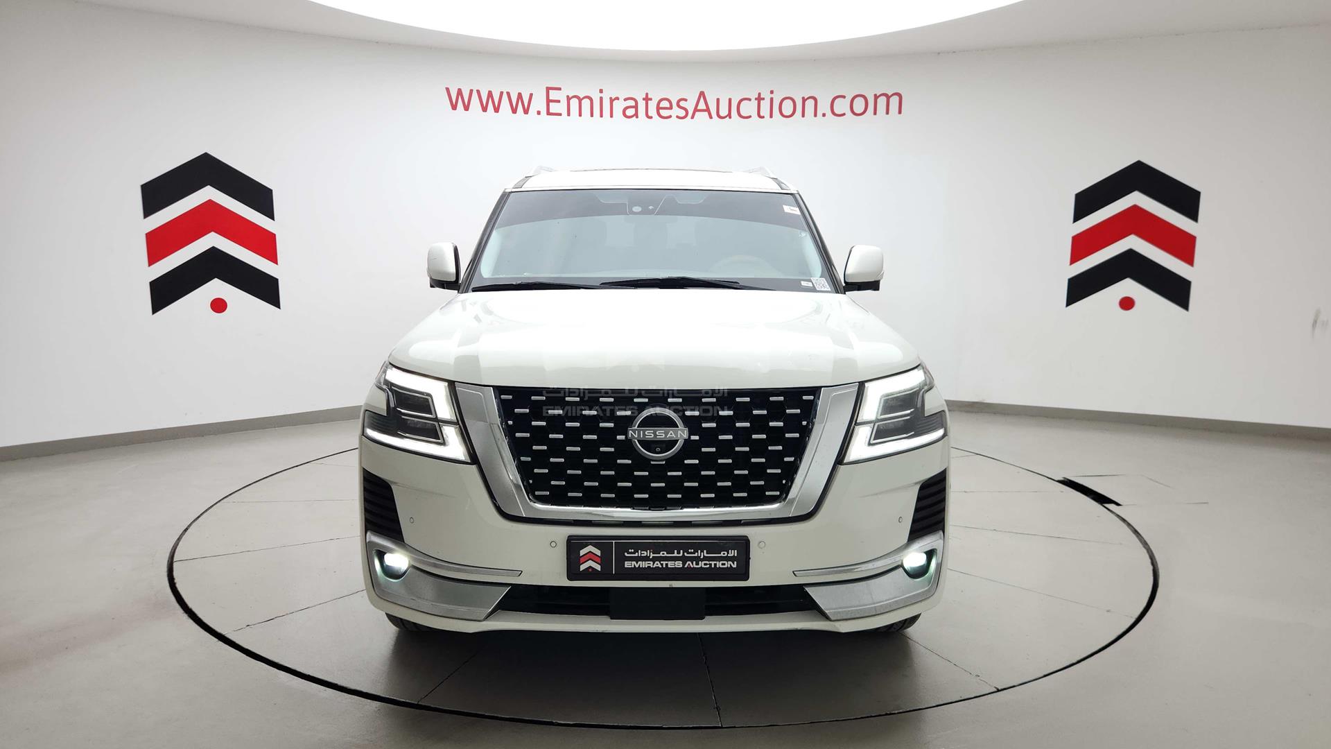 2011 INFINITI QX56 VIN: JNRAZ25Y9B9000789