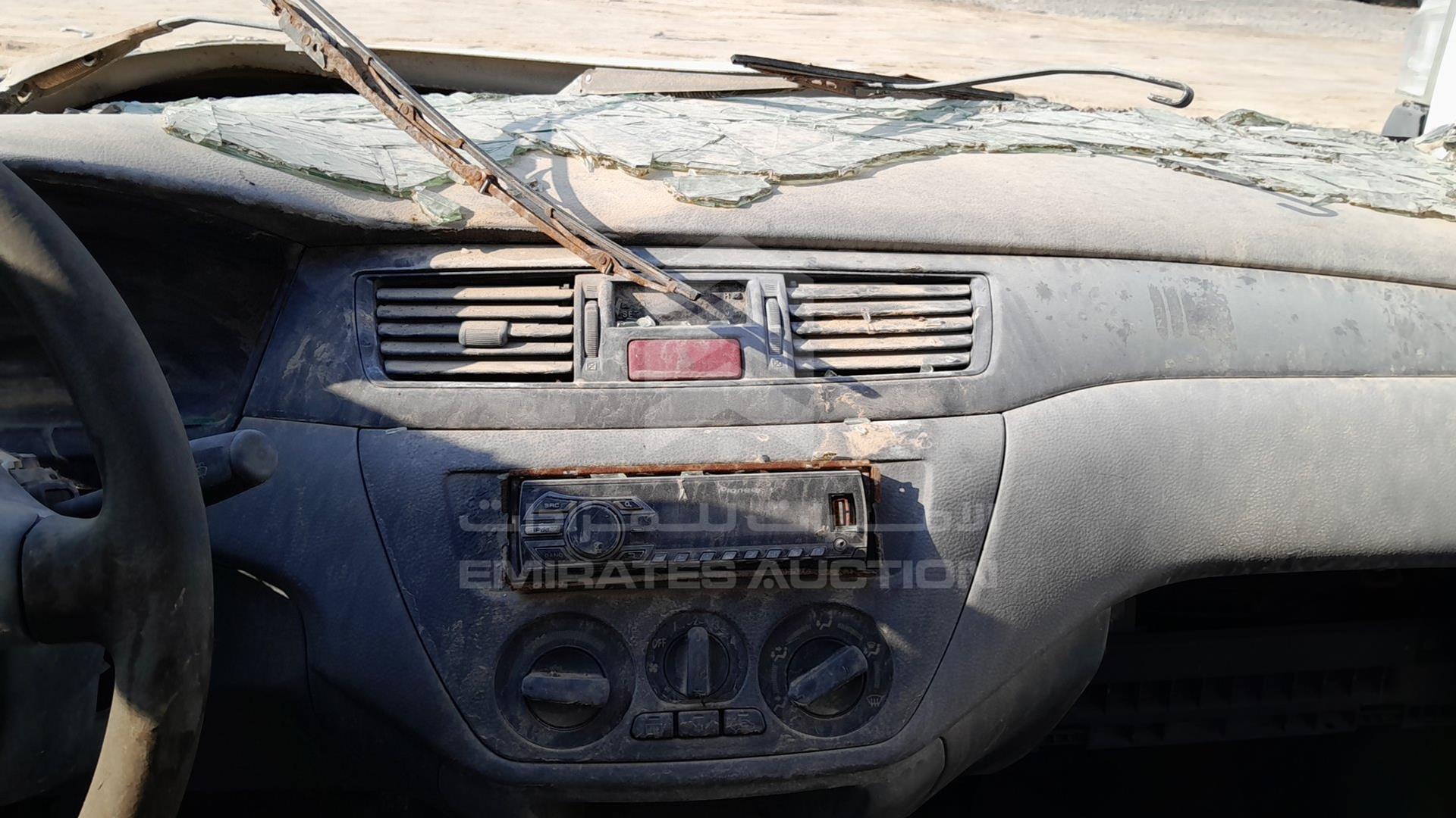 2004 MITSUBISHI LANCER VIN: JMYSRCS1A4U782358