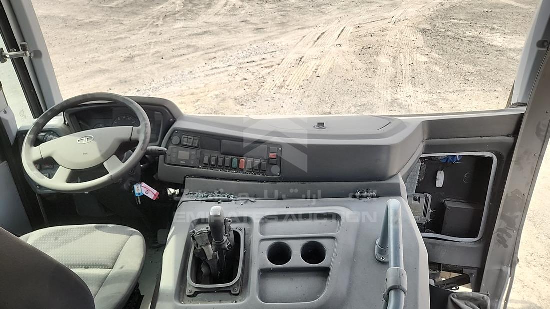 تاتا LPO 916 2026 — زاوية الواجهة الكاملة — صورة 15