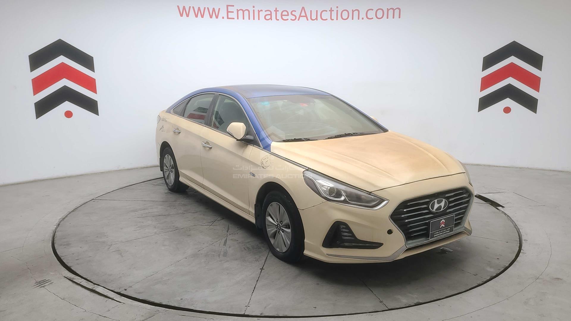 2019 HYUNDAI SONATA HYBRID VIN: KMHE24132KA093094