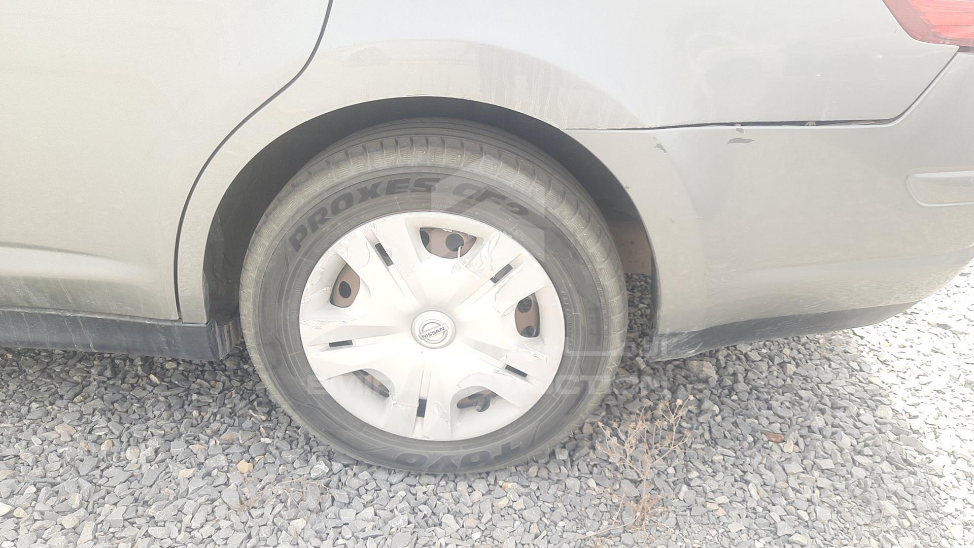 2011 NISSAN TIIDA VIN: 3N1BC1A76BL388023