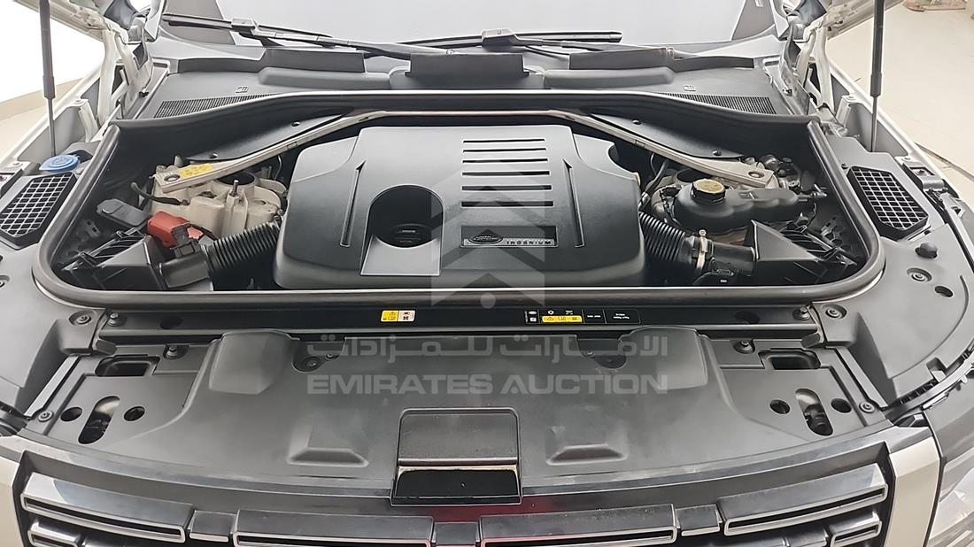 2023 Range Rover HSE — Engine Bay — Photo 34