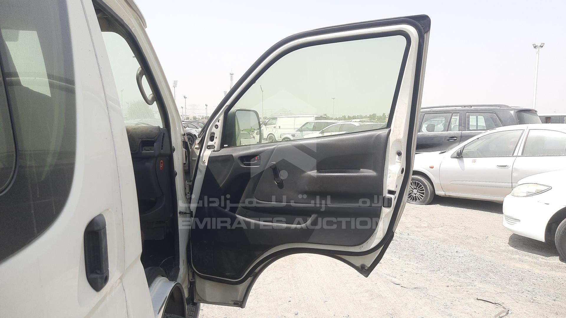 2015 TOYOTA HIACE VIN: JTGJX02P0F0064237