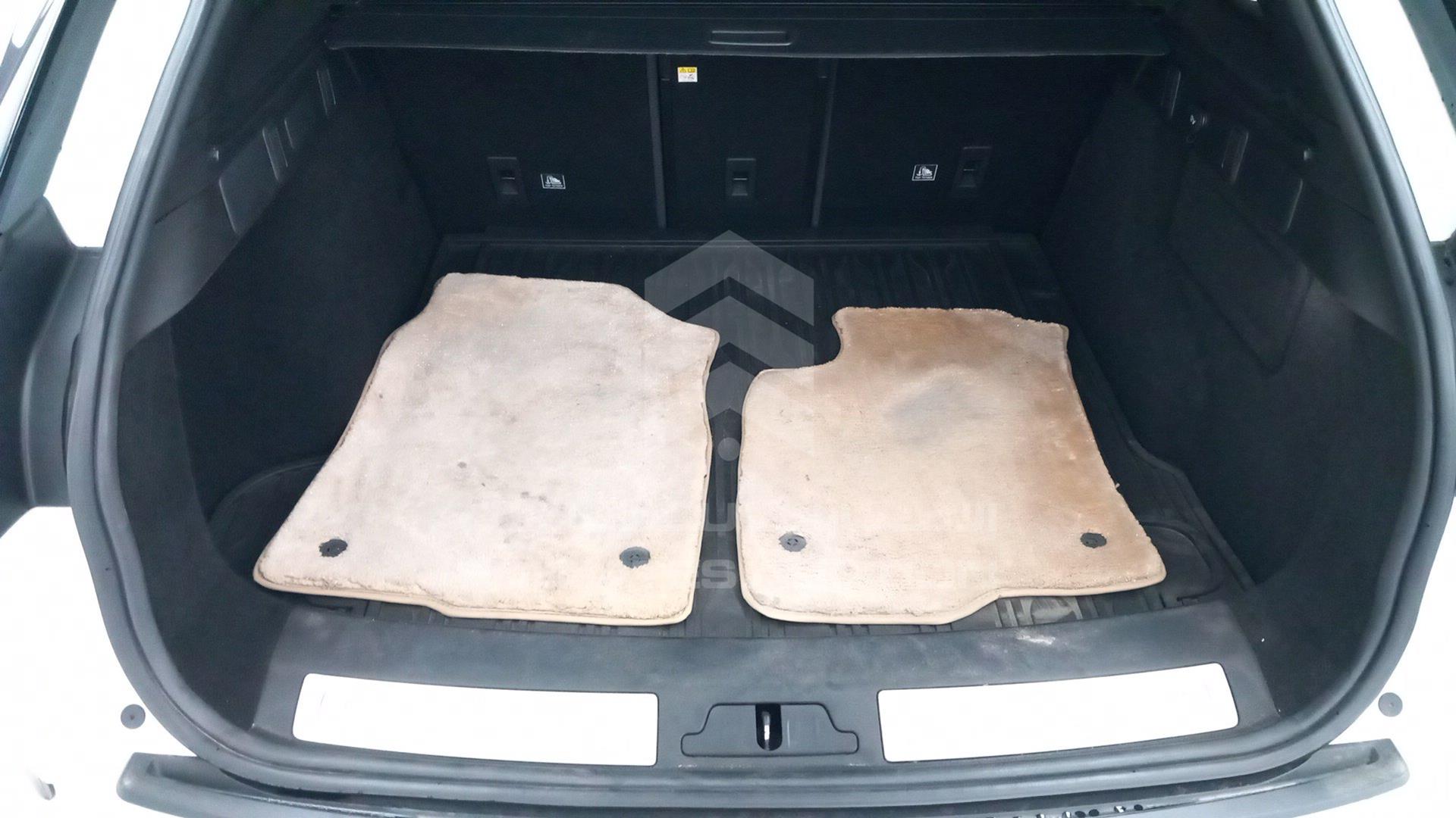 2020 LAND ROVER RANGE ROVER VIN: SALYU2EEOLA294966