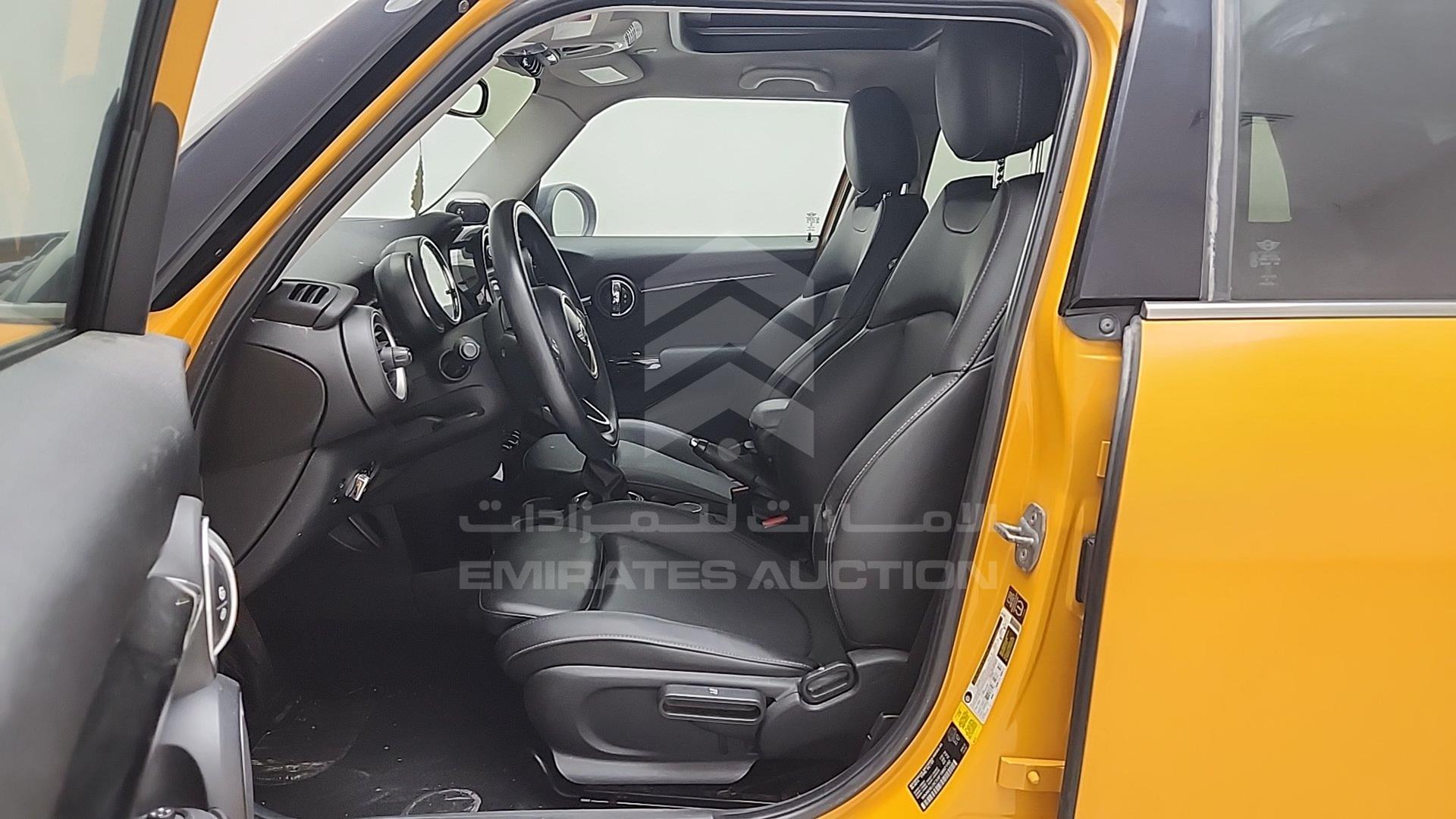 2015 MINI COOPER VIN: WMWXU3C5XFT892192