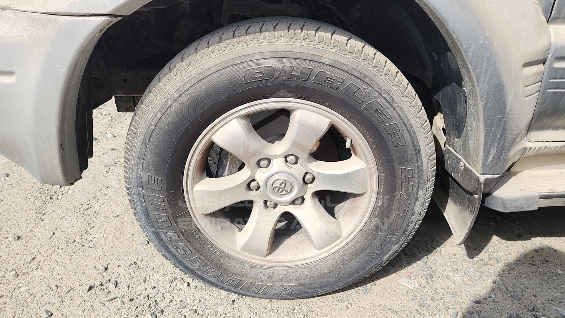 2002 TOYOTA PRADO VIN: JTEBN95J320103234