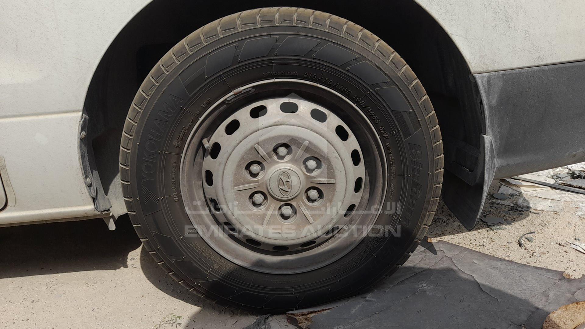 2016 HYUNDAI H1 VIN: KMJWA37R0GU779183