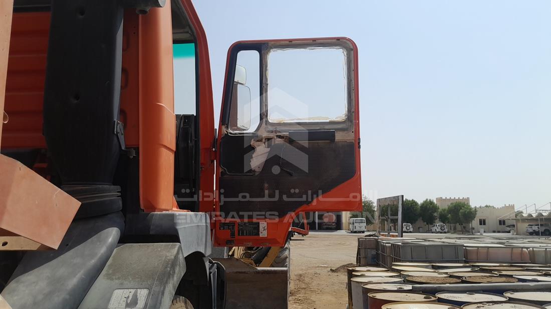 مان 373 2001 — الباب الأمامي الأيمن — صورة 20