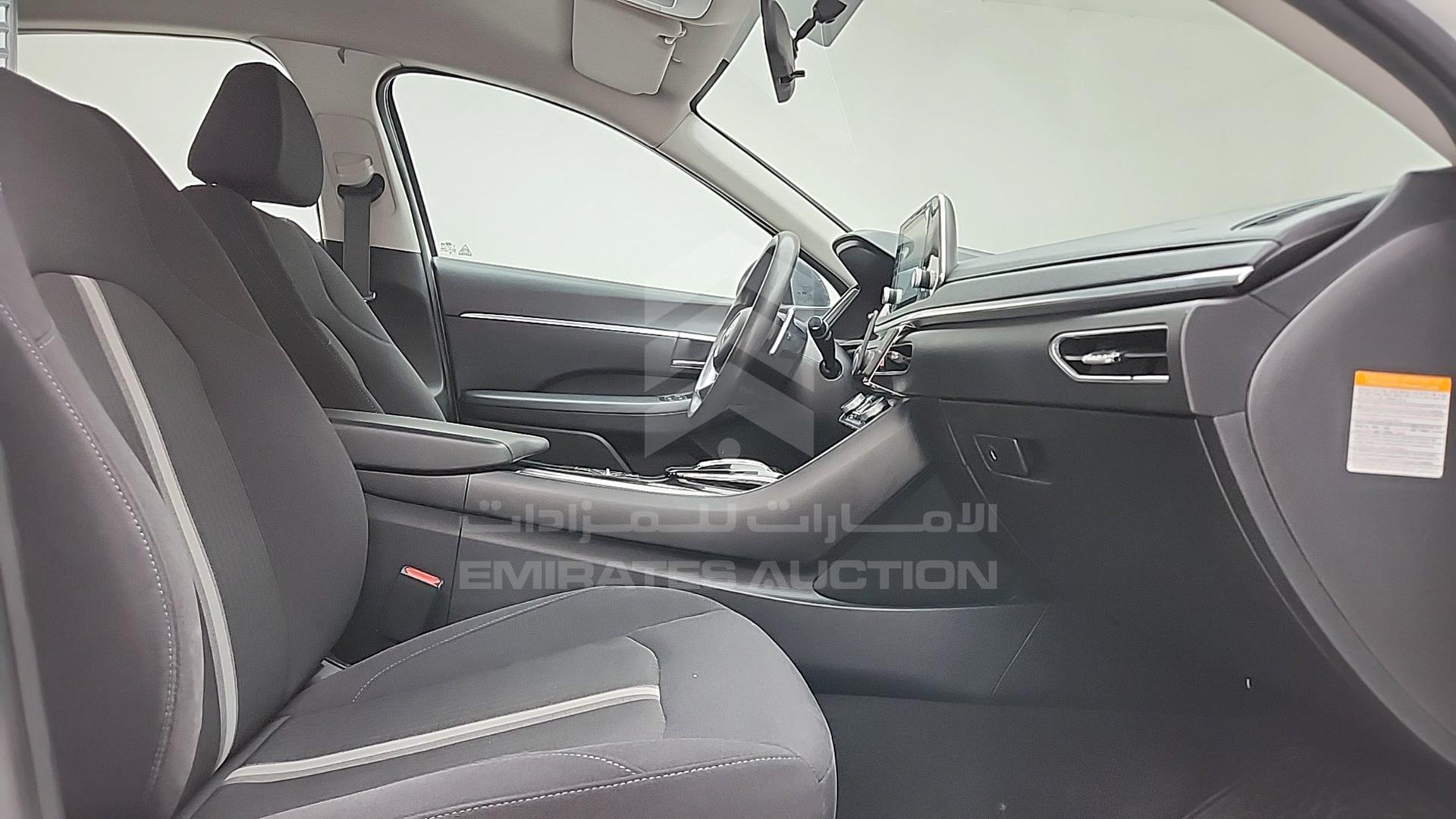 2021 HYUNDAI SONATA VIN: KMHL241J6MA014177