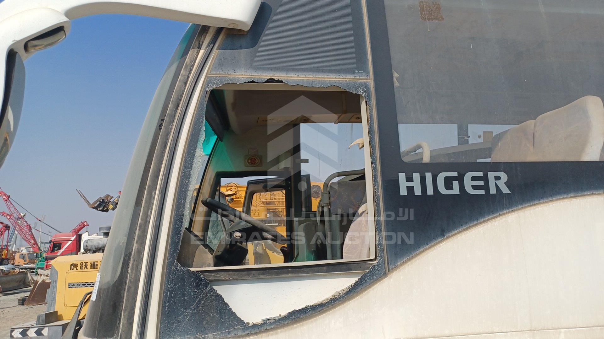 2010 HIGER BUS VIN: LKLR1FSD5AB548644