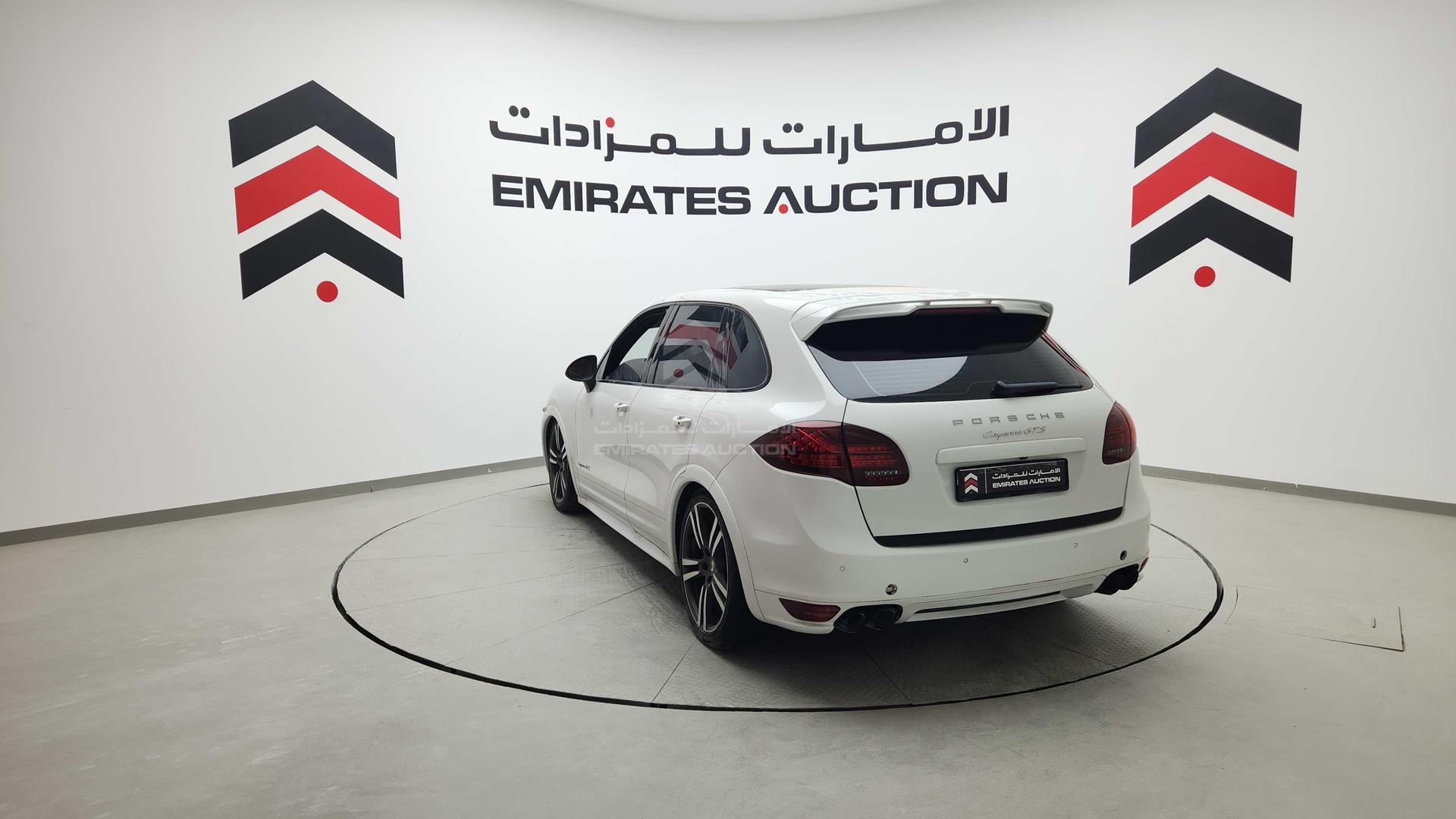2013 PORSCHE CAYENNE GTS VIN: WP1ZZZ92ZDLA75797