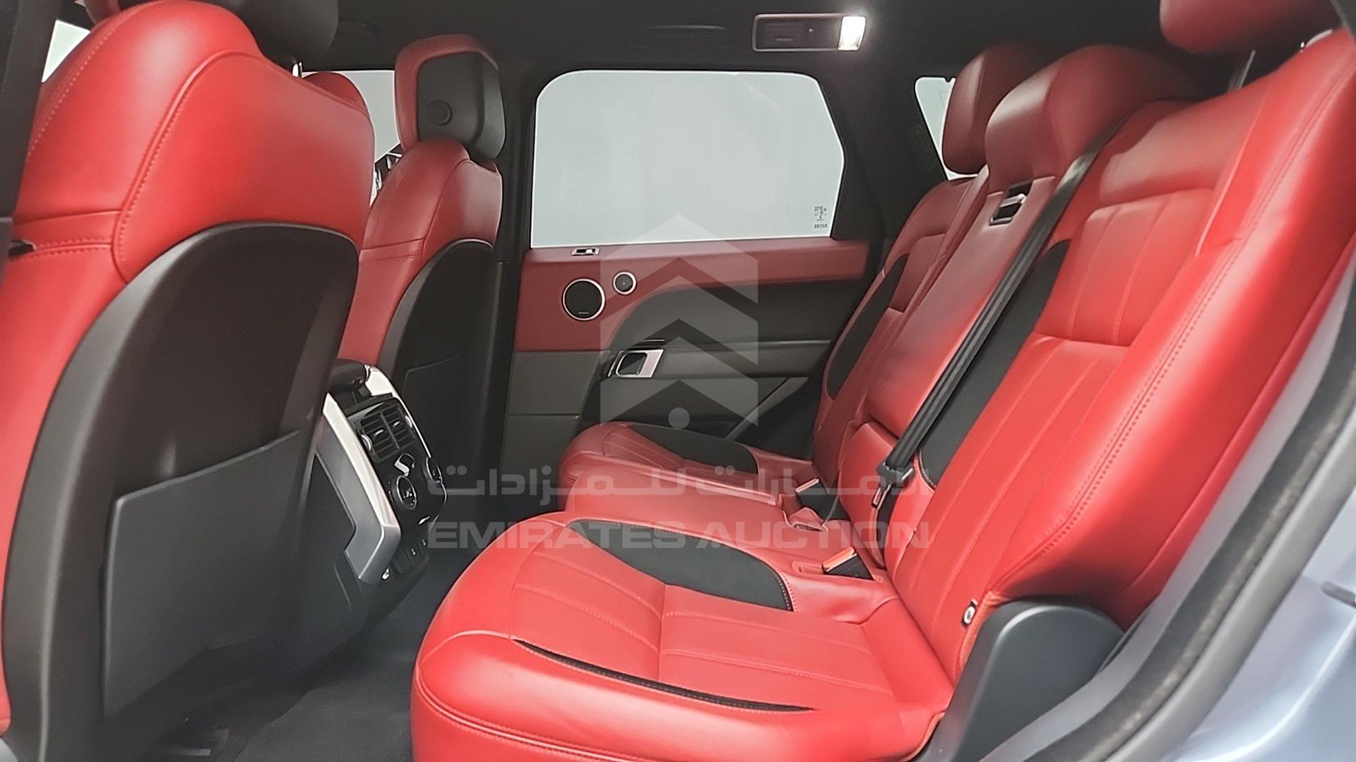 2018 RANGE ROVER SPORT VIN: SALWA2BE1JA185420