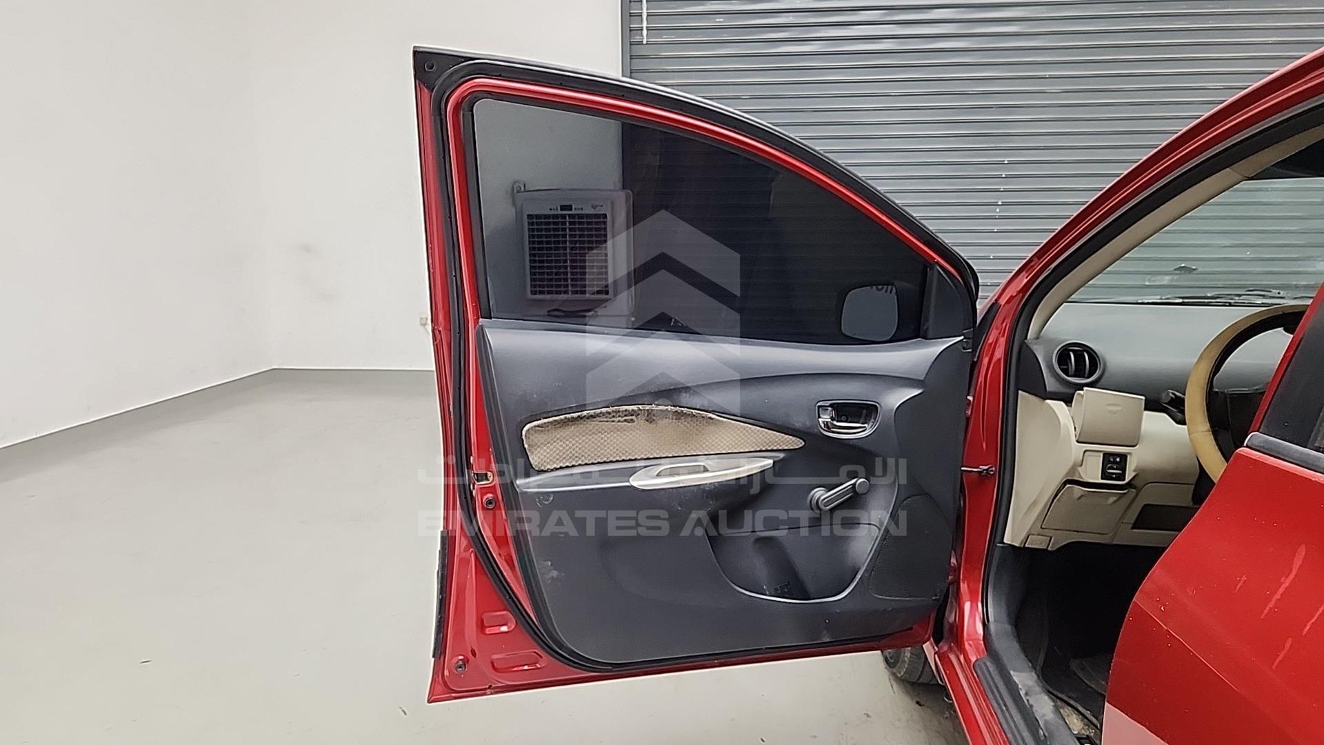 2006 TOYOTA YARIS VIN: JTDBW933461019879
