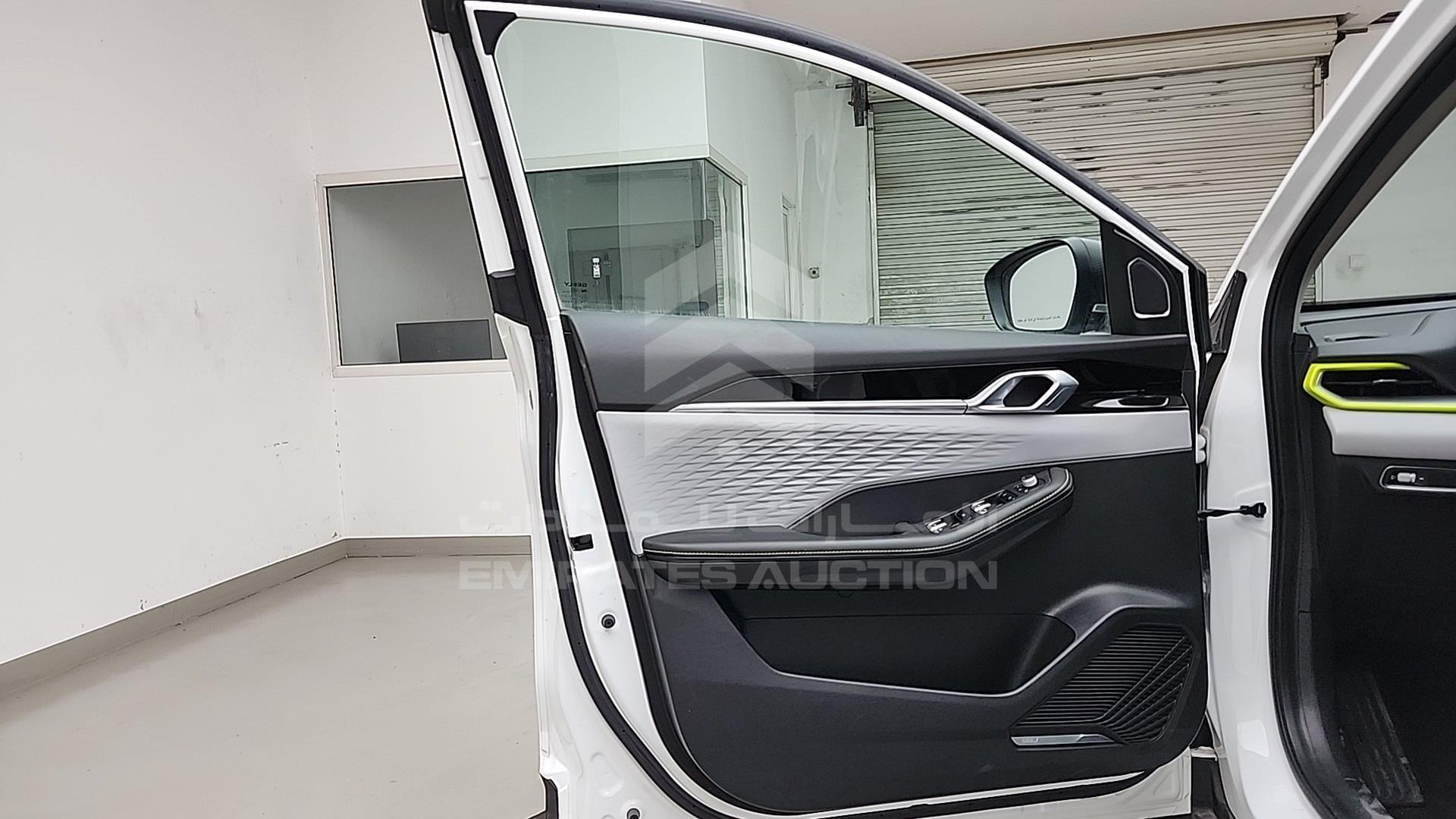 2024 GEELY COOLRAY VIN: LB3762KZ3RX503455