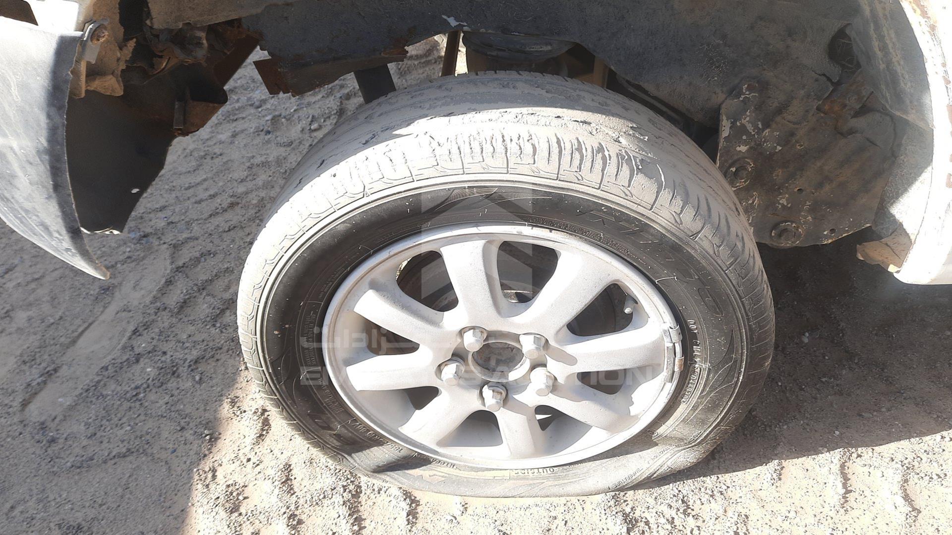 2005 MITSUBISHI PAJERO VIN: H66W-0015385