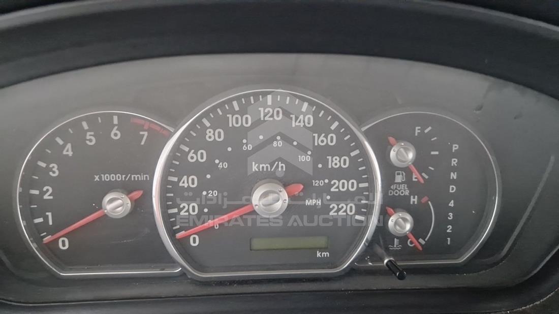 2009 Mitsubishi Galant — Speedometer & RPM Gauges — Photo 17