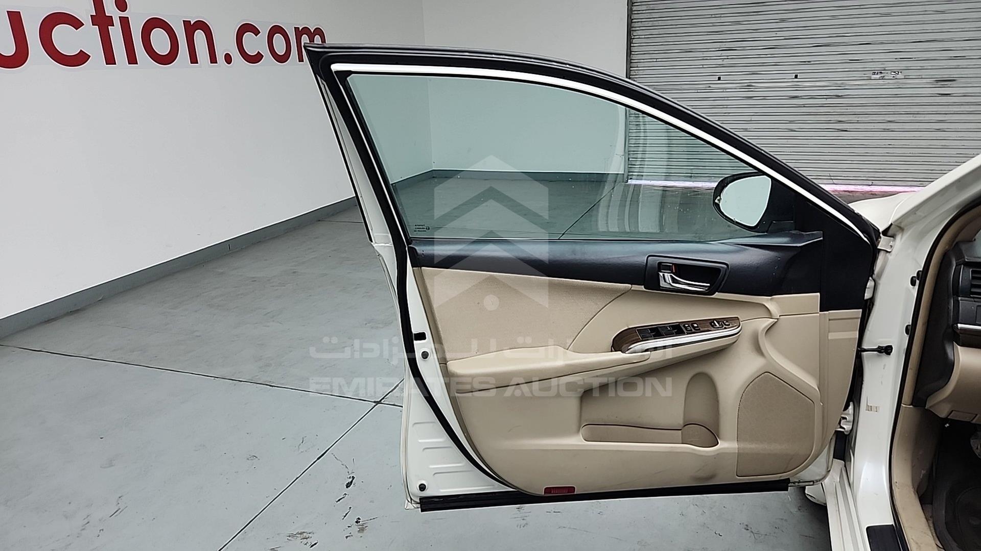2015 TOYOTA CAMRY VIN: 6T1BF9FK5FX558608