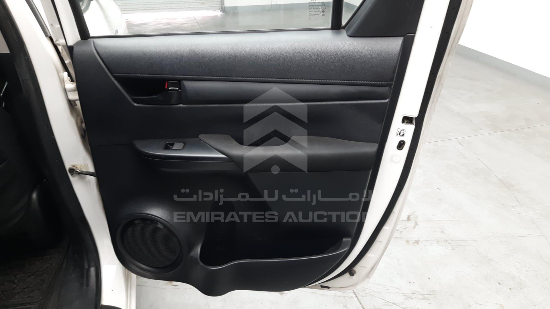 2019 TOYOTA HILUX VIN: MR0JX9CD8K4200480