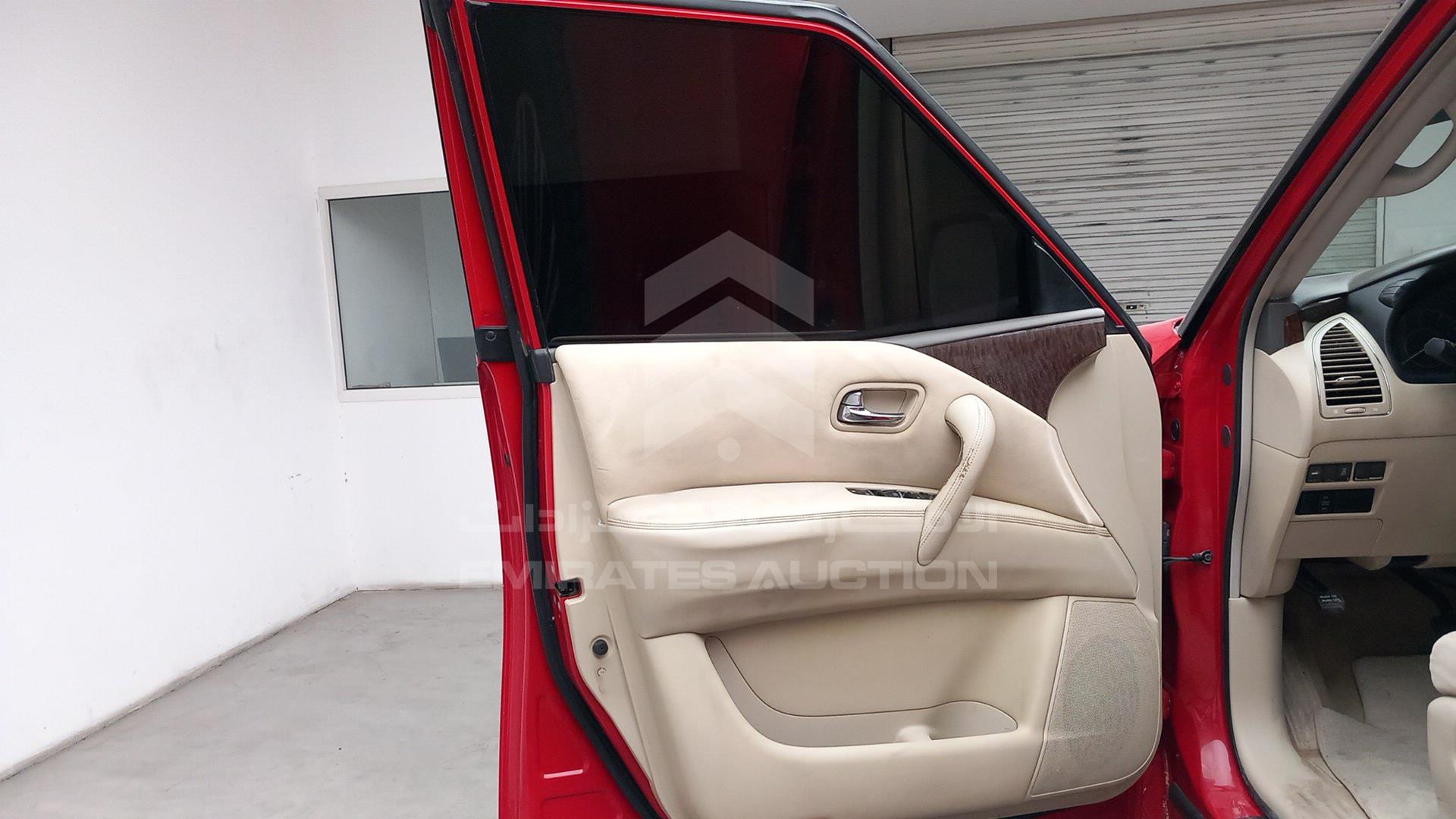 2013 NISSAN PATROL VIN: JN8AY2NY7D9052786