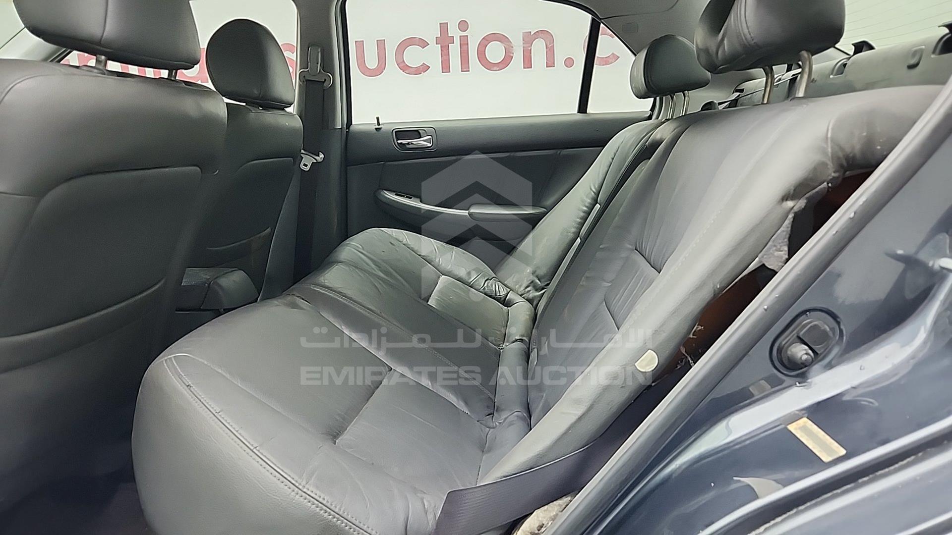 2005 HONDA ACCORD VIN: JHMCN36565C014296