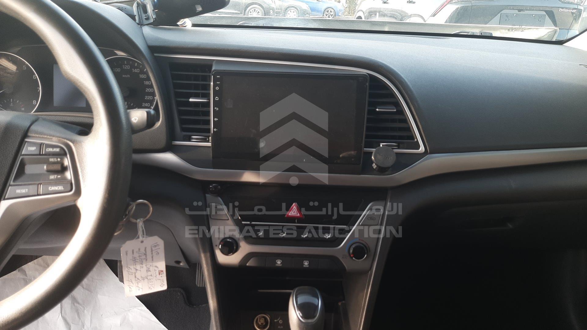 2017 HYUNDAI ELANTRA VIN: KMHD741F5HU180342
