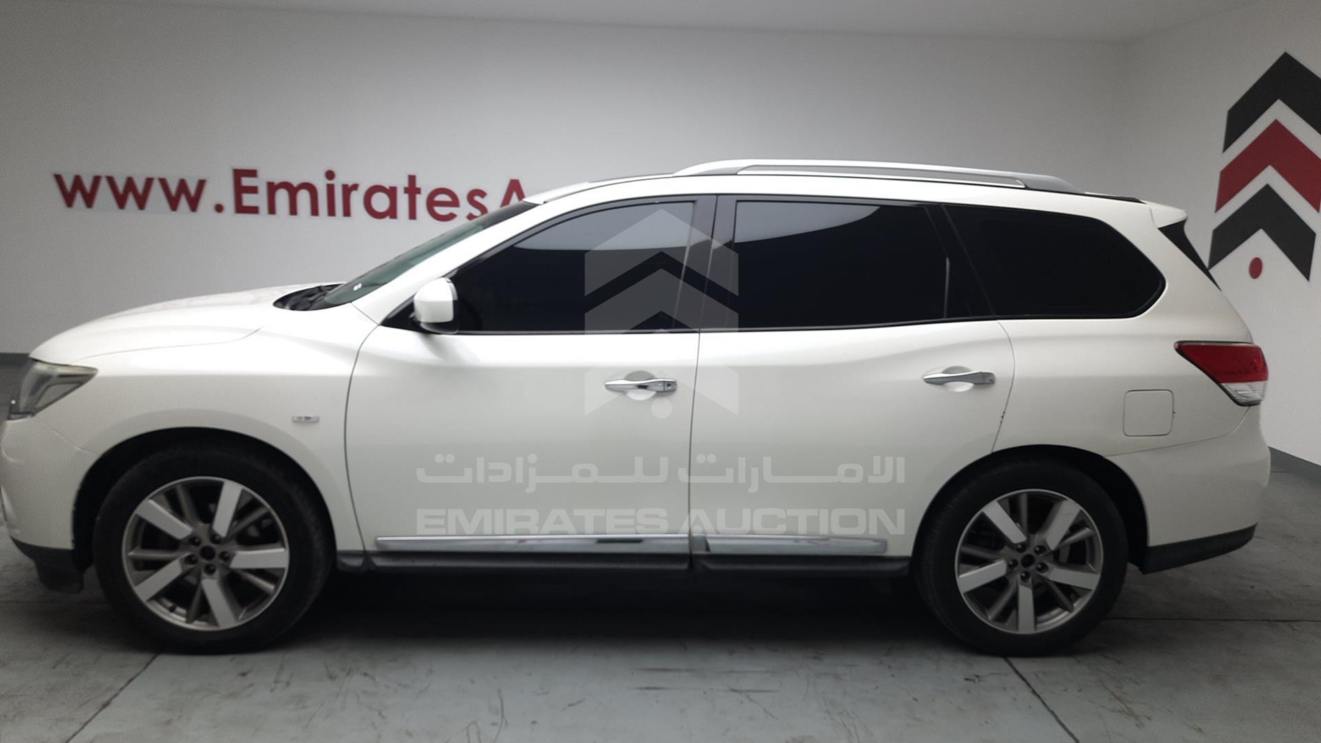 2015 NISSAN PATHFINDER VIN: 5N1AR2M57FC691395