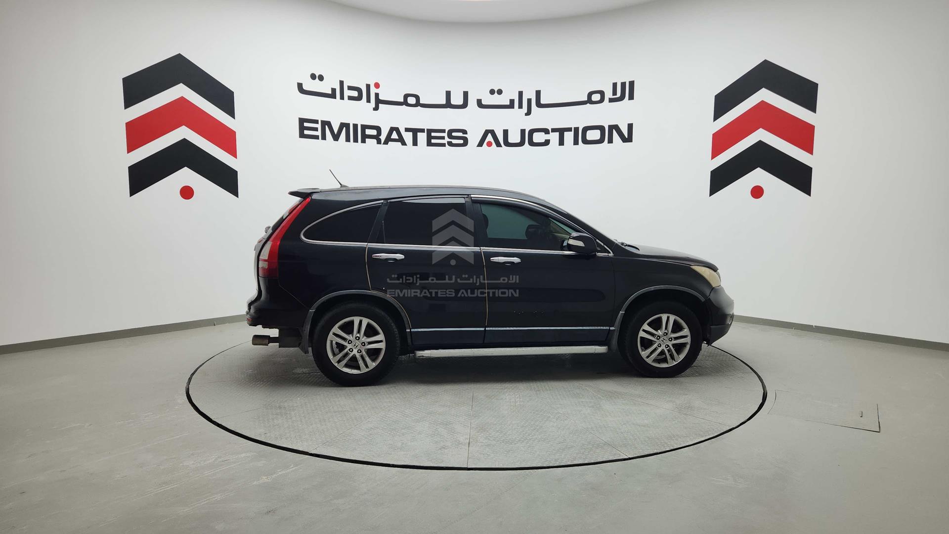 2011 HONDA CRV VIN: JHLRE485XBC401172