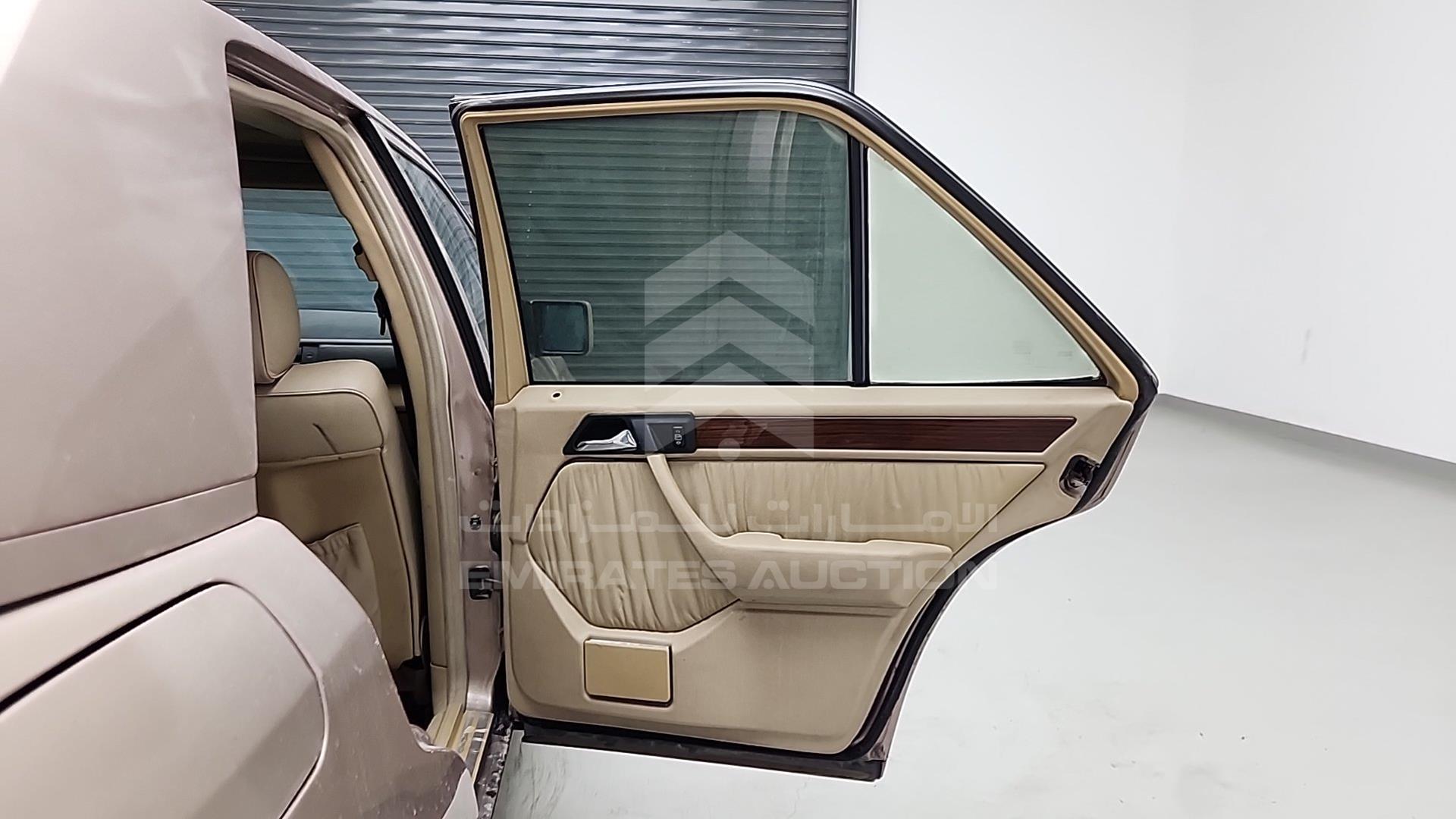 1994 MERCEDES E 280 VIN: WDB1240281C086347