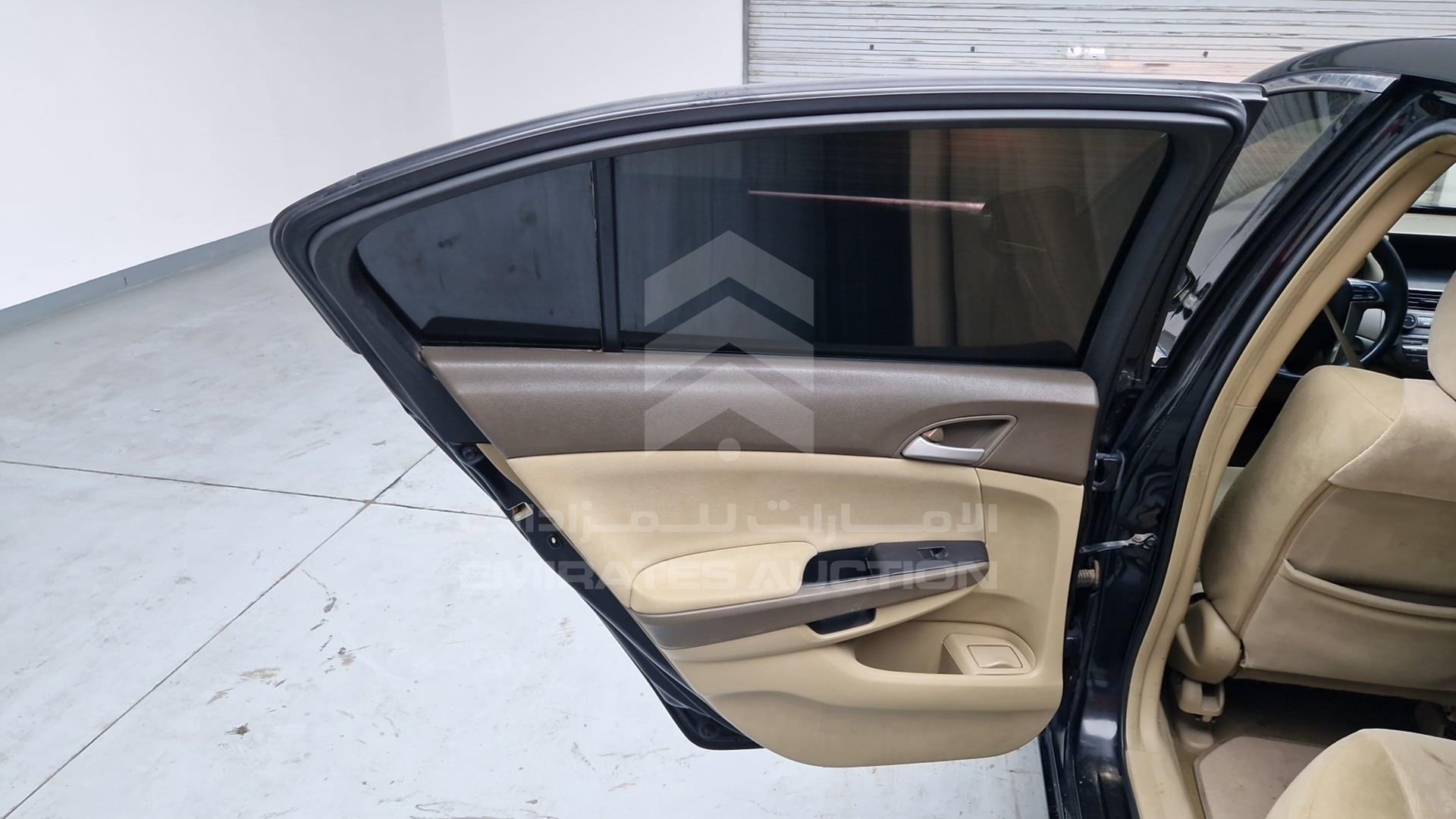 2009 HONDA ACCORD VIN: JHMCP26399C405533