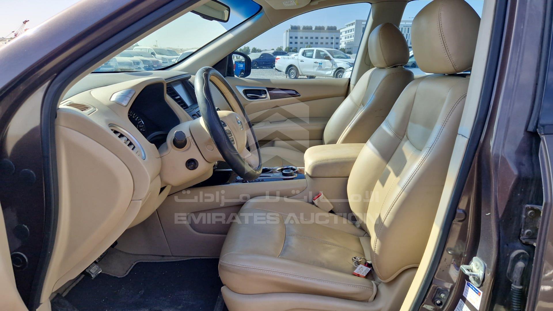 2015 NISSAN PATHFINDER VIN: 5N1AR2M58FC649561