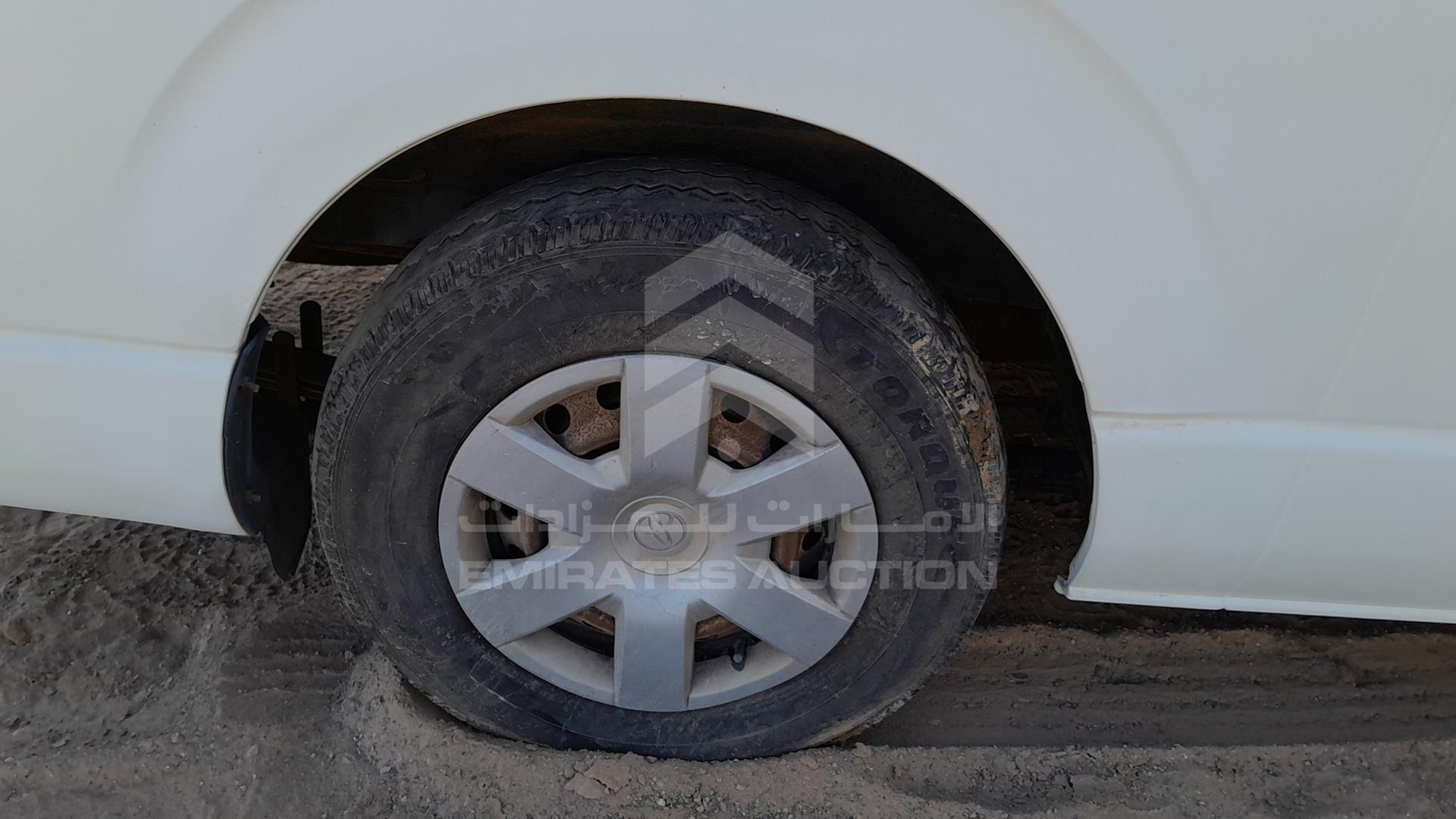 2017 TOYOTA HIACE VIN: JTGSX22P7H6181992
