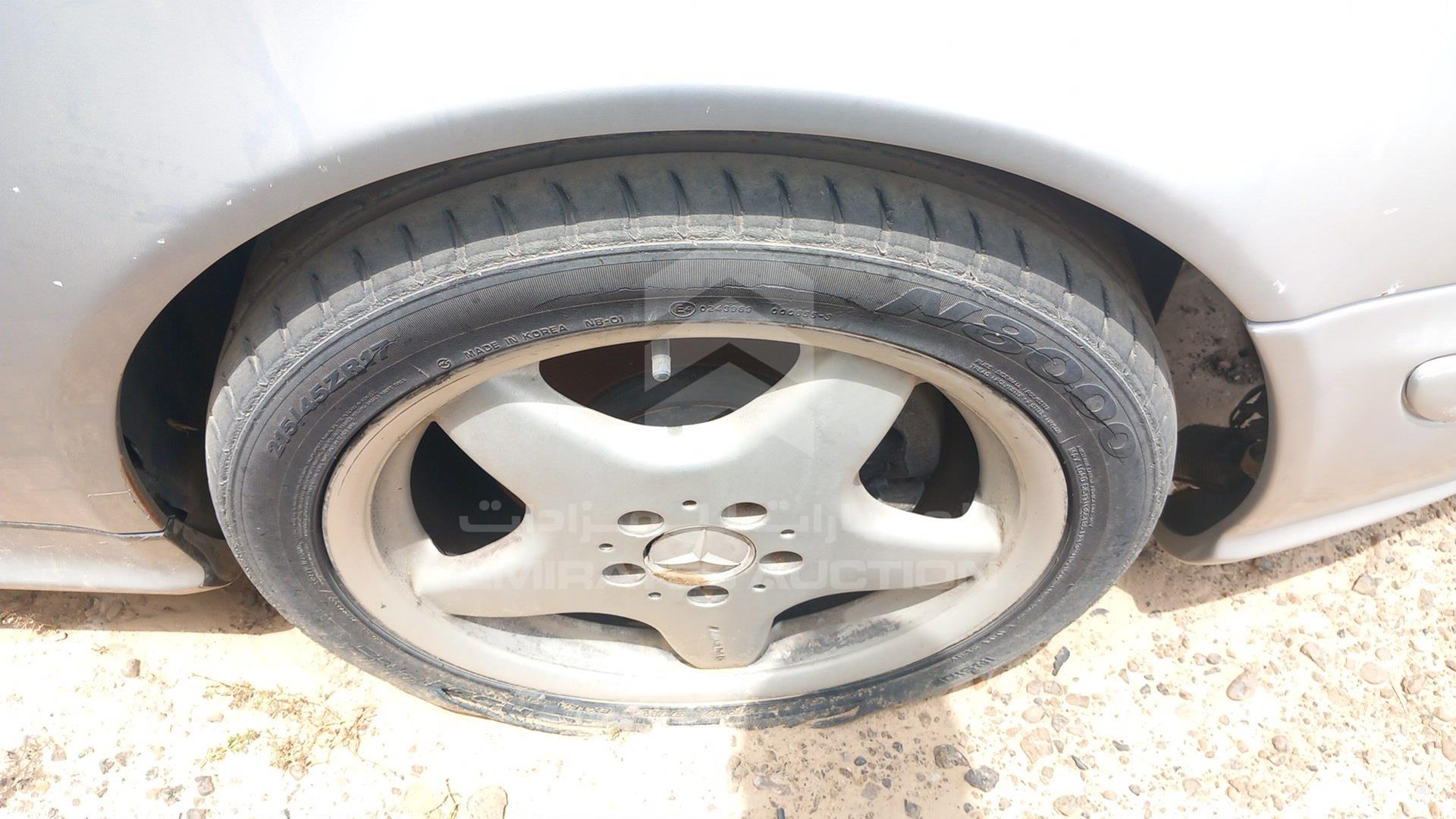 0 MERCEDES --- VIN: WDB2083651F024839