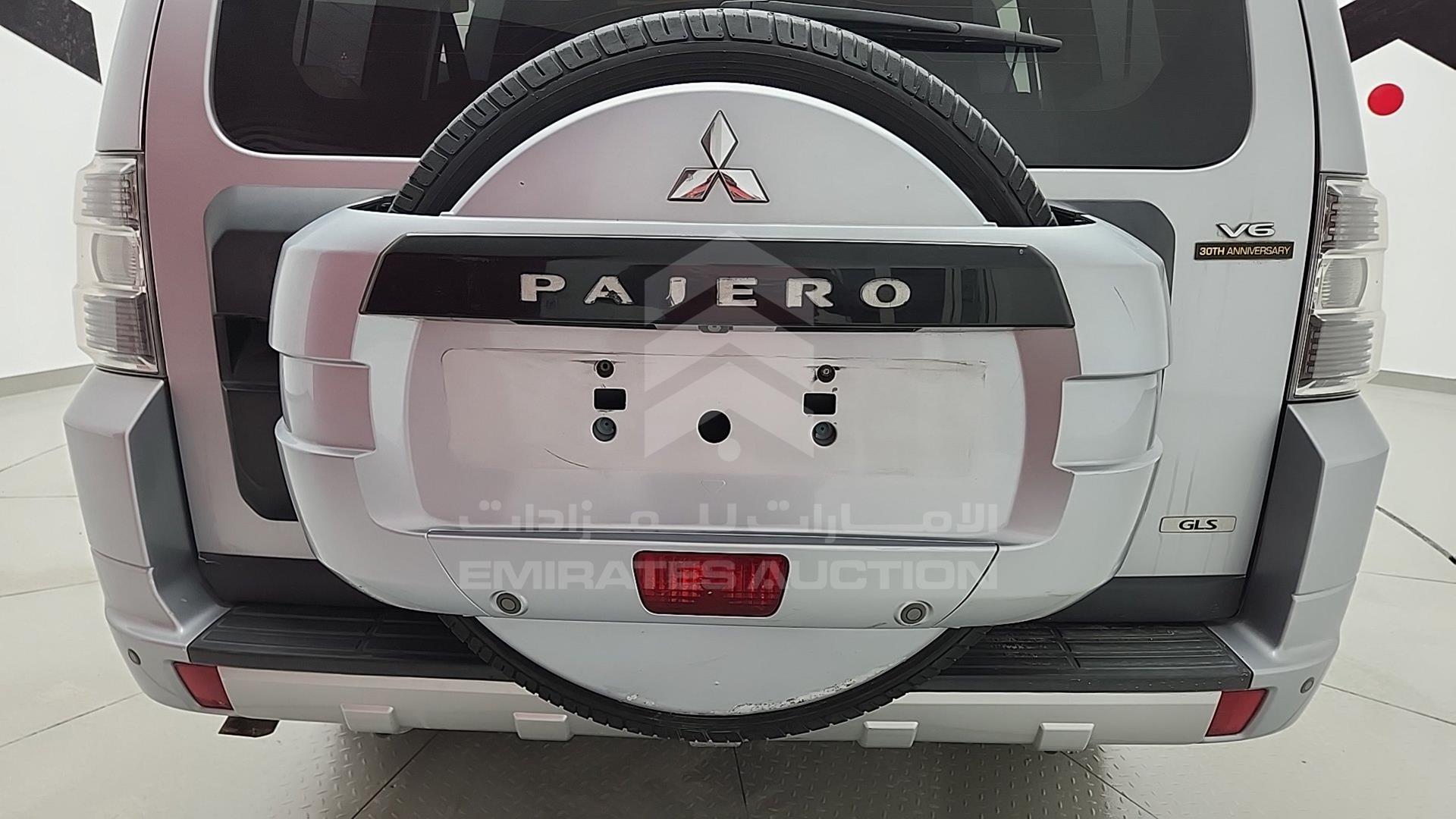 2012 MITSUBISHI PAJERO VIN: JMYLRV95WCJ703378