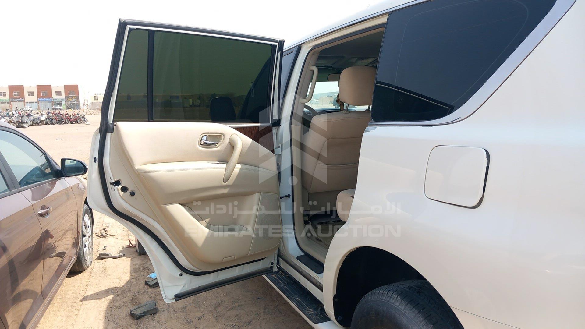 2015 NISSAN PATROL VIN: JN8AY2NY4F9120898