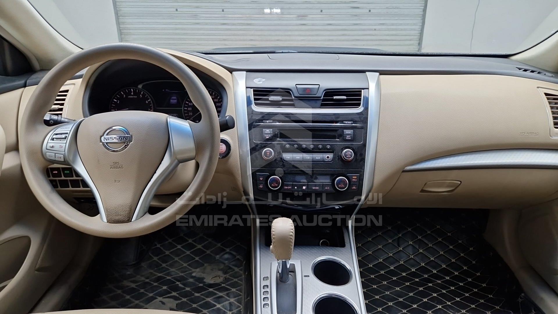 2017 NISSAN TEANA VIN: LGBF5AE01HR305842