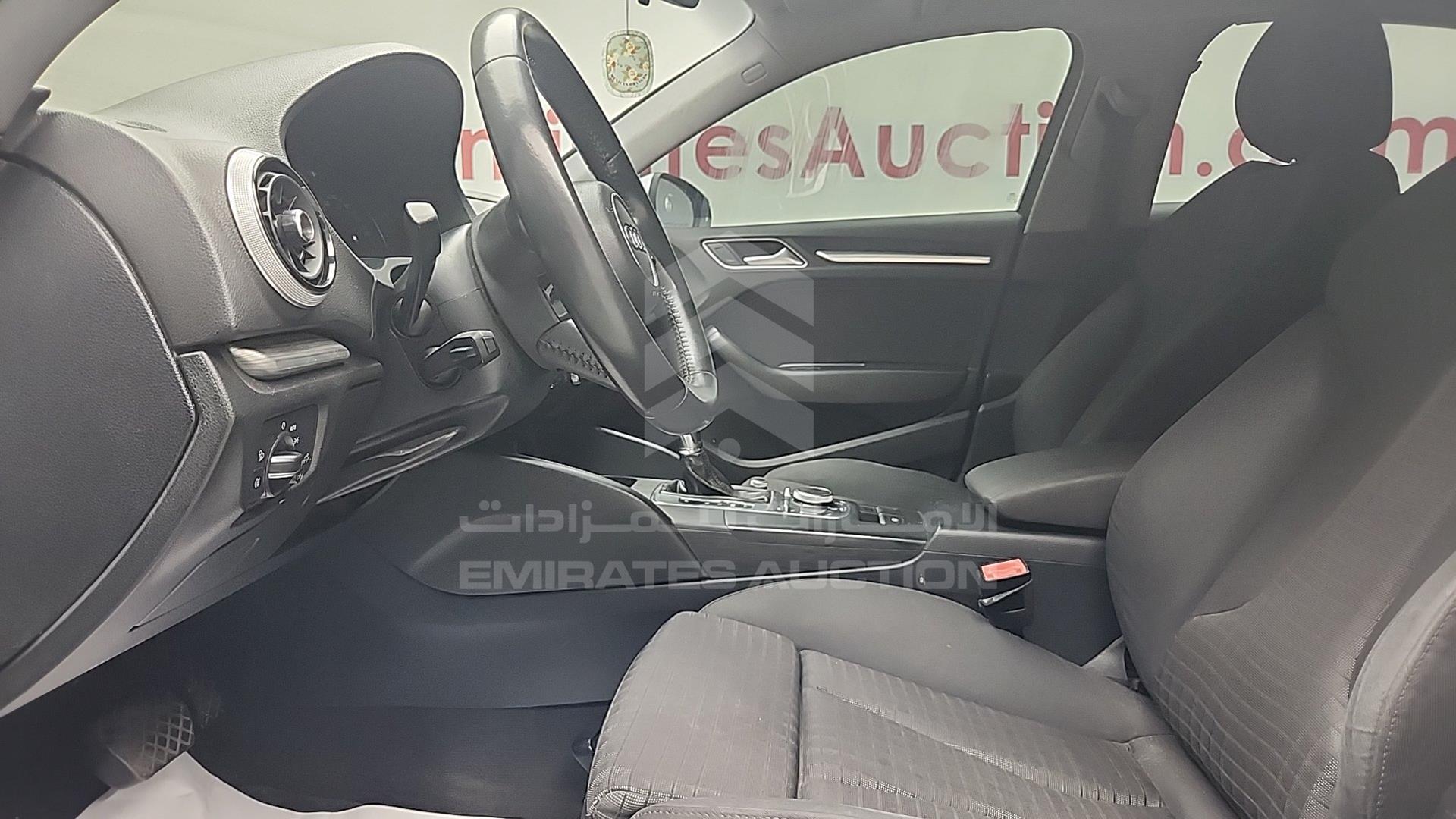 2019 AUDI A3 VIN: WAUZZZFF7K1007082