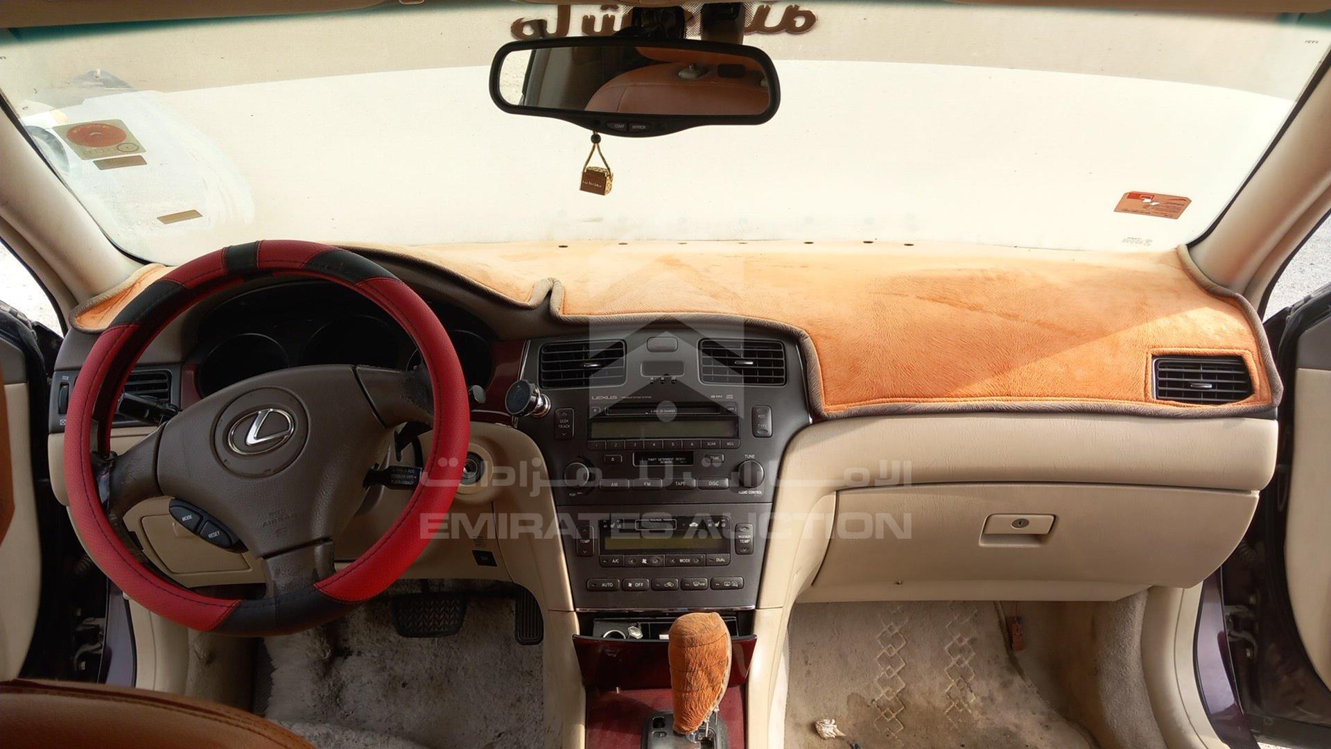 2004 LEXUS ES 330 VIN: JTHBA30G045004903