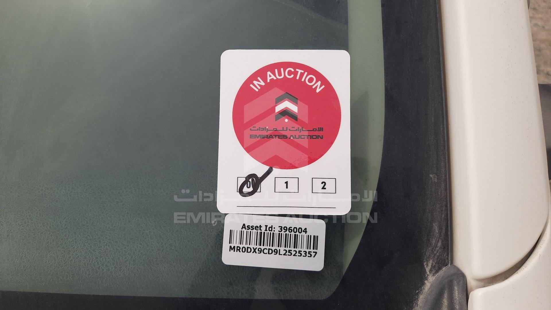 2020 TOYOTA HILUX VIN: MR0DX9CD9L2525357