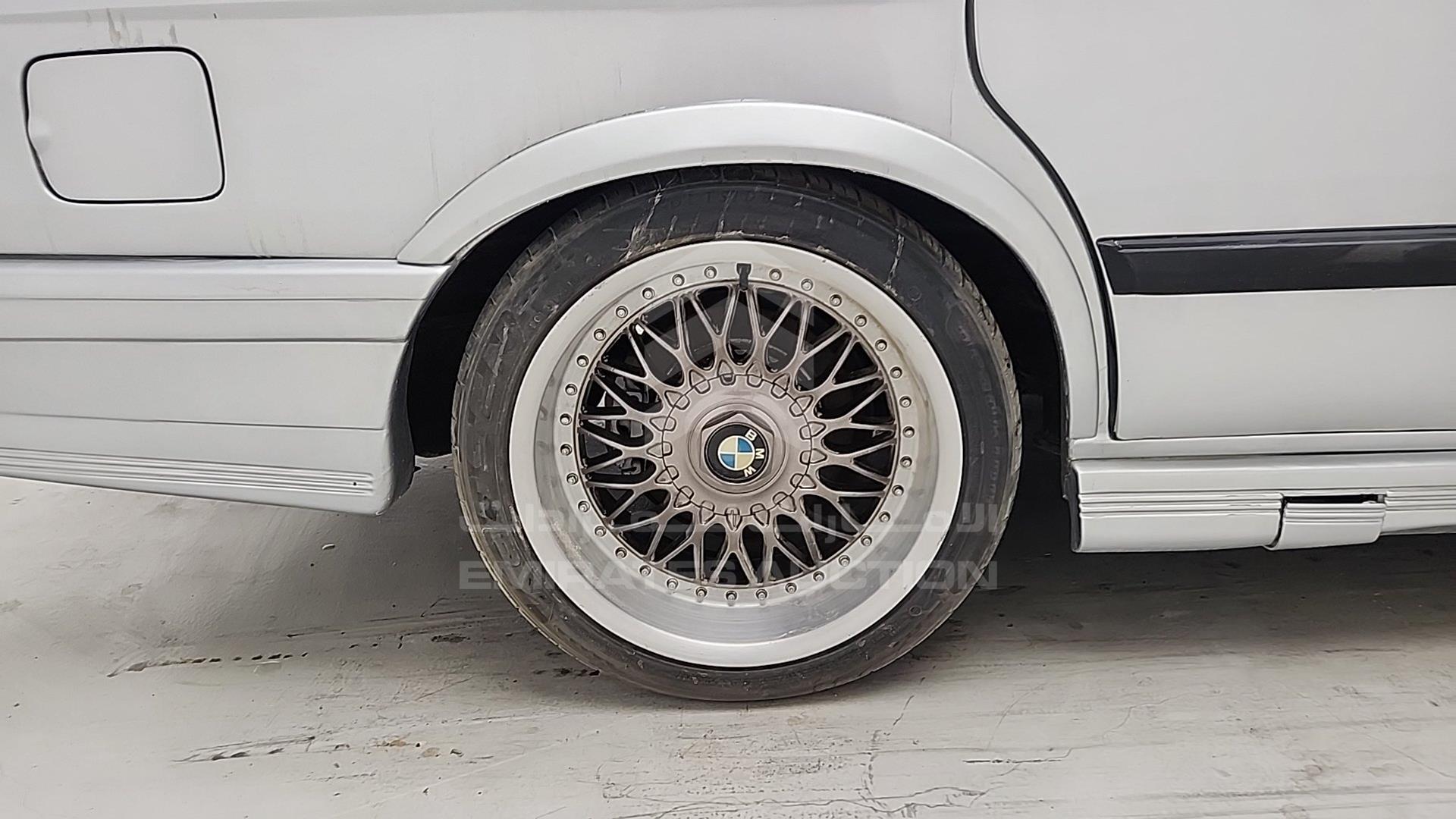 1986 BMW M5 VIN: WBADC210001260246