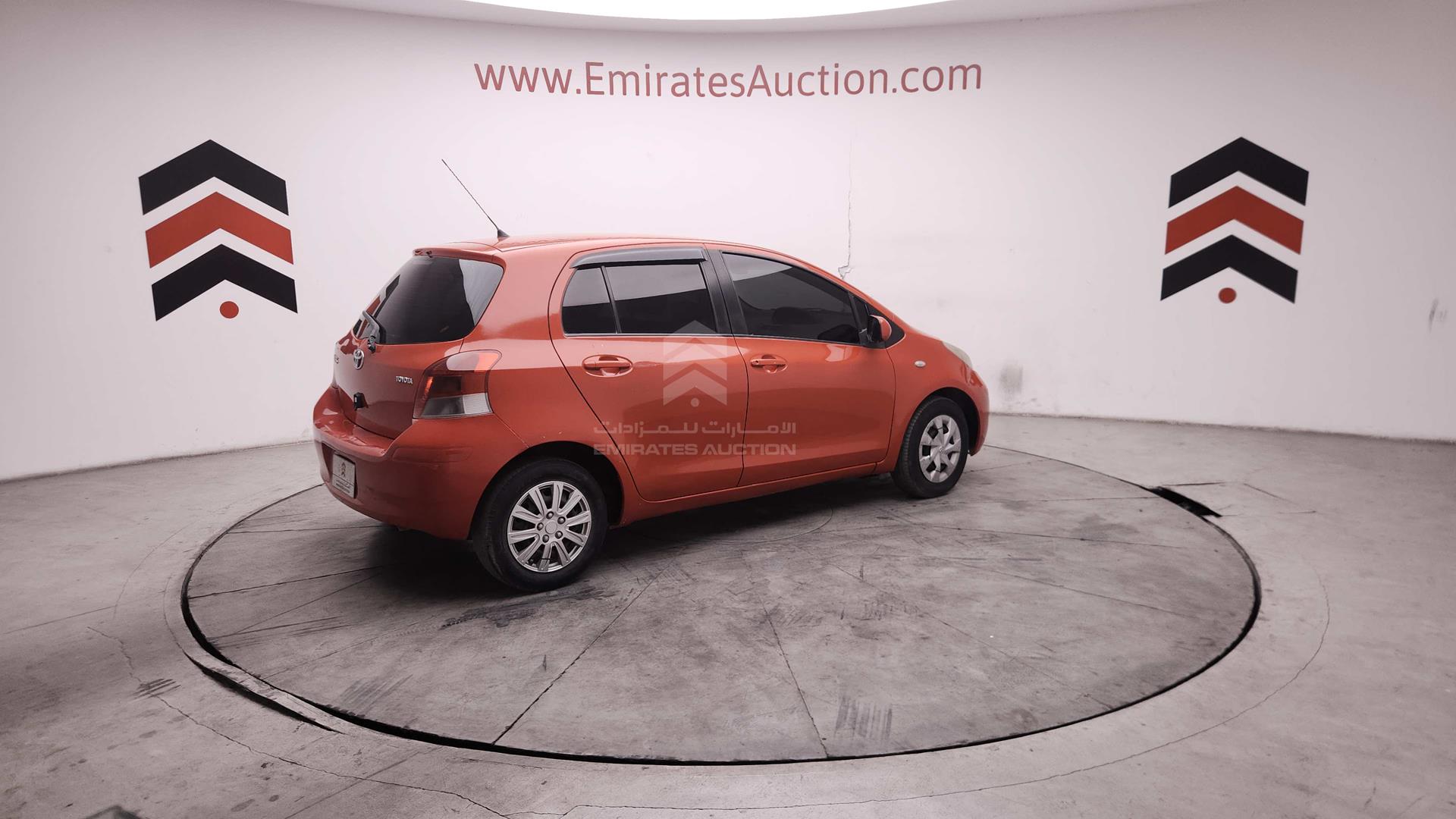 2009 TOYOTA YARIS VIN: JTDKW923995117837