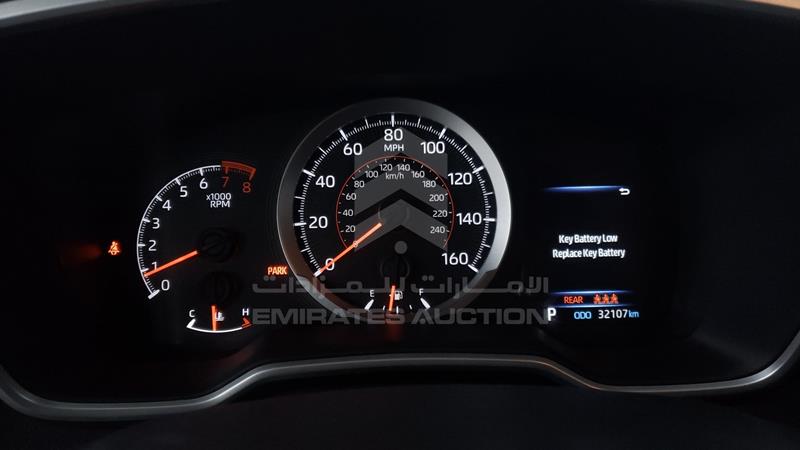 JTND4RBE5L3075505 Auction: EmiratesAuction Lot: 423206 JTND4RBE5L3075505 Toyota Corolla 2020 BLACK Photo 15