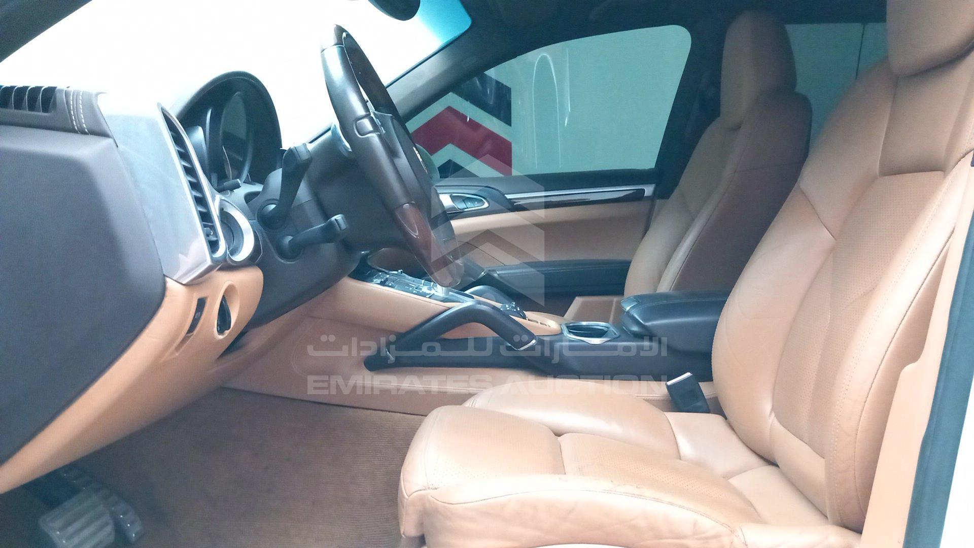2013 PORSCHE CAYENNE VIN: WP1ZZZ92ZDLA81351