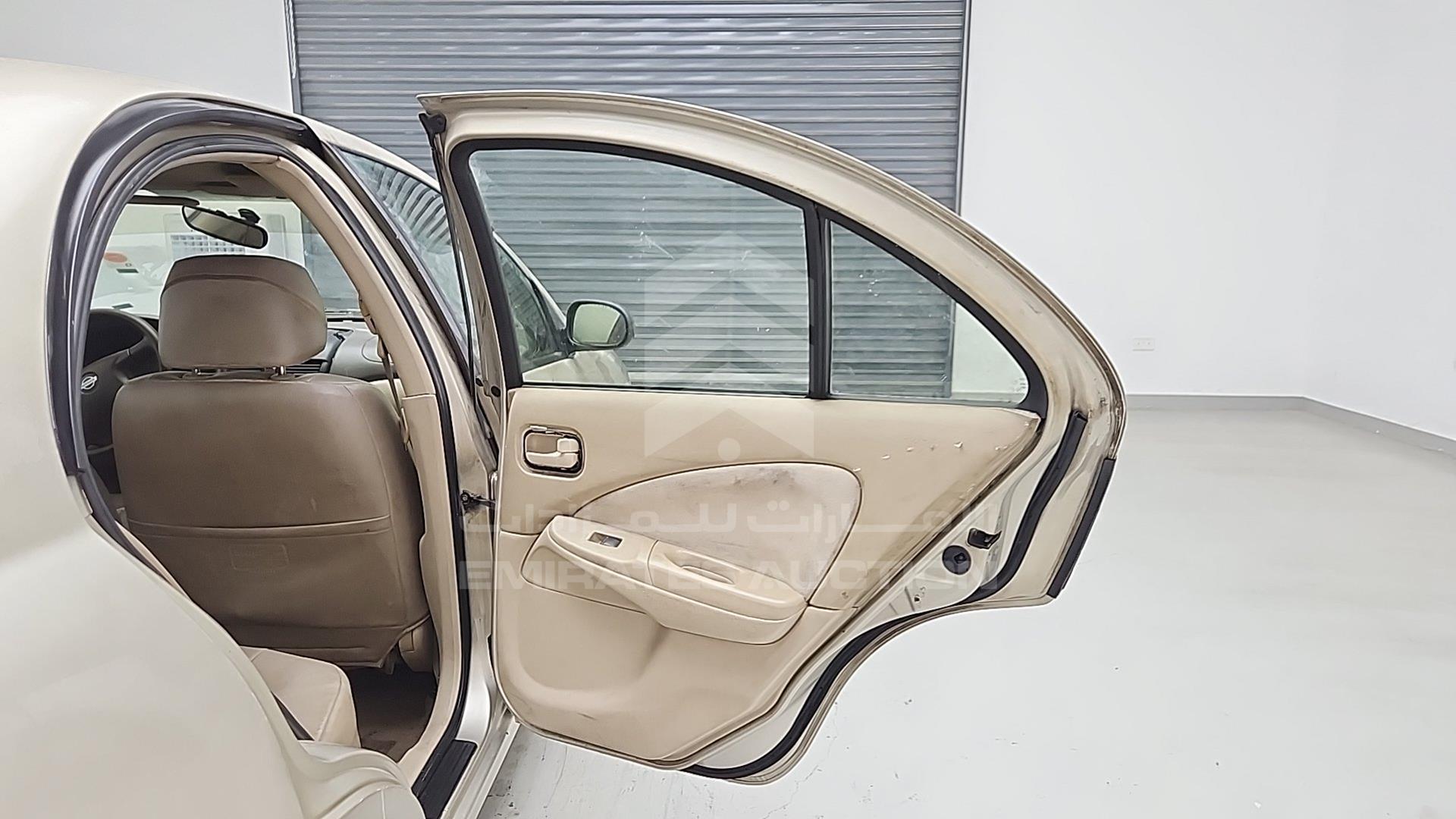 2003 NISSAN SUNNY VIN: JN1FN61C93W015253