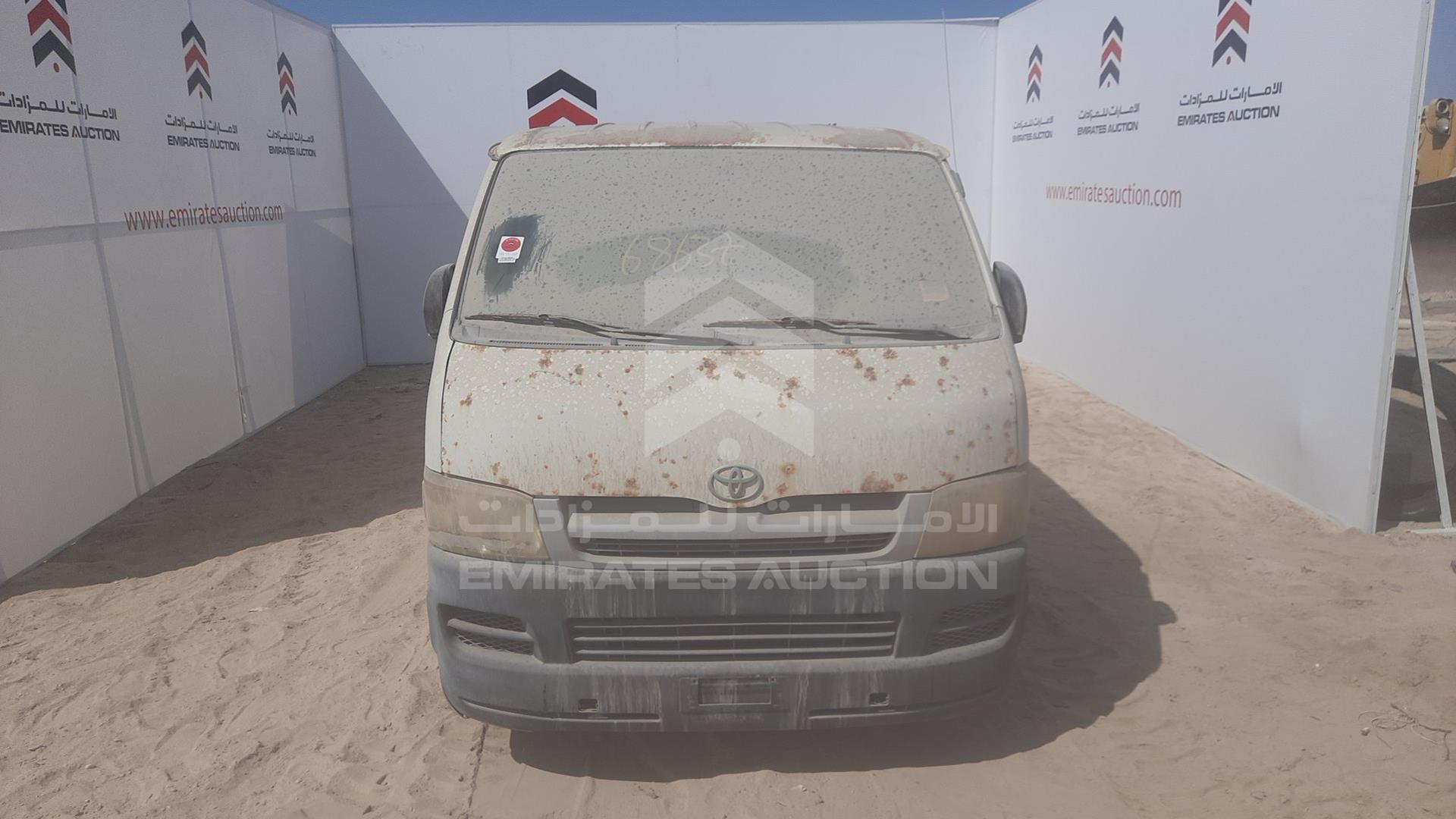 2006 TOYOTA HIACE VIN: JTGJX02P165001716