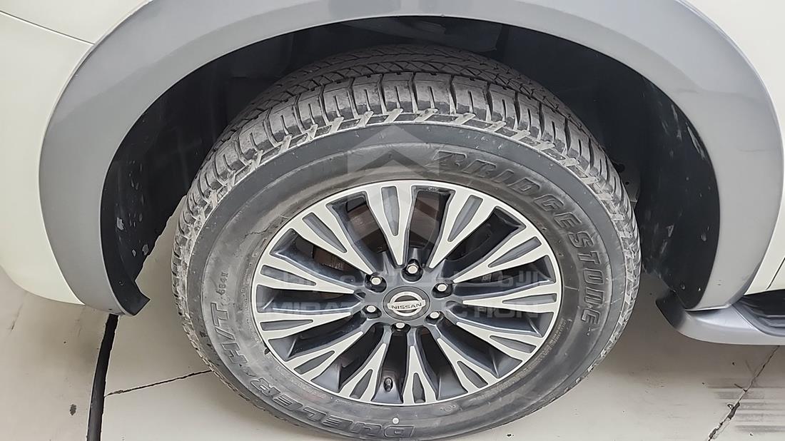 نيسان باترول 2019 — الإطار الأمامي الأيسر — صورة 40