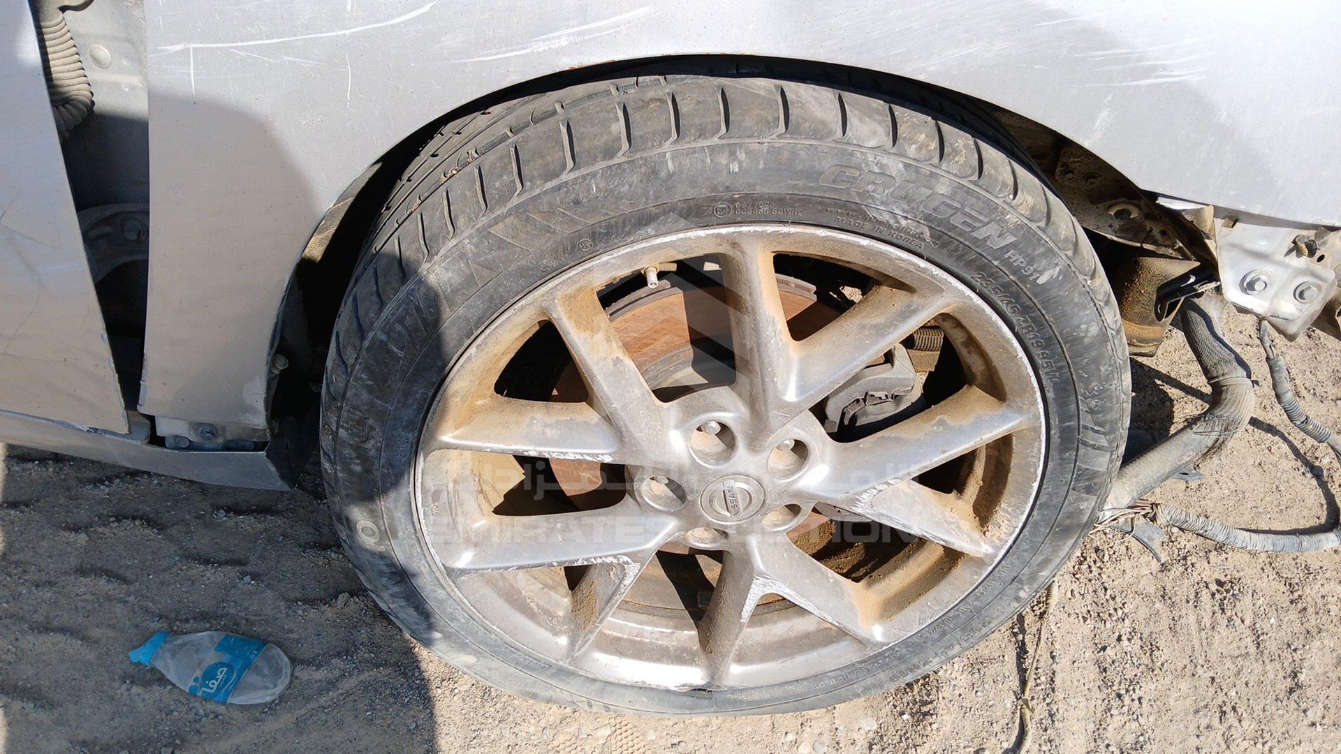 2010 NISSAN MAXIMA VIN: 1N4AA51E3AC847111