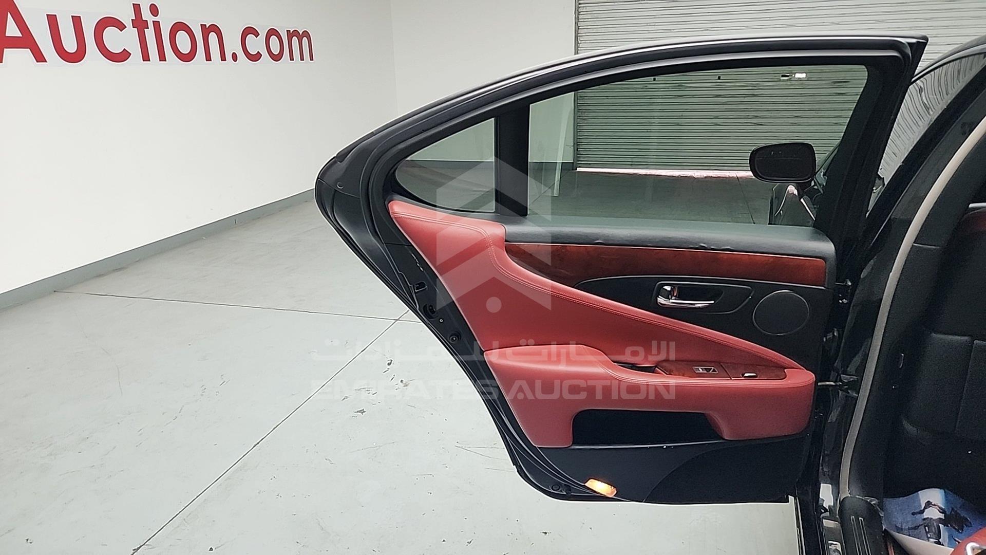 2008 LEXUS LS 460 VIN: JTHBL46F985076087