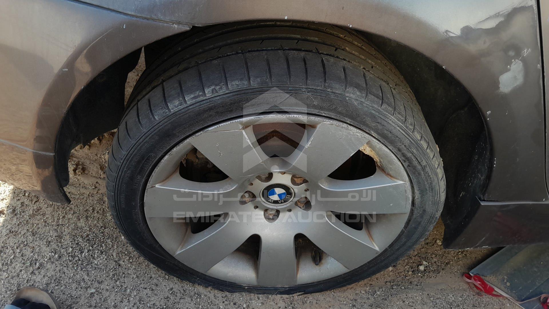 0 BMW 530I VIN: WBANA71015B608841
