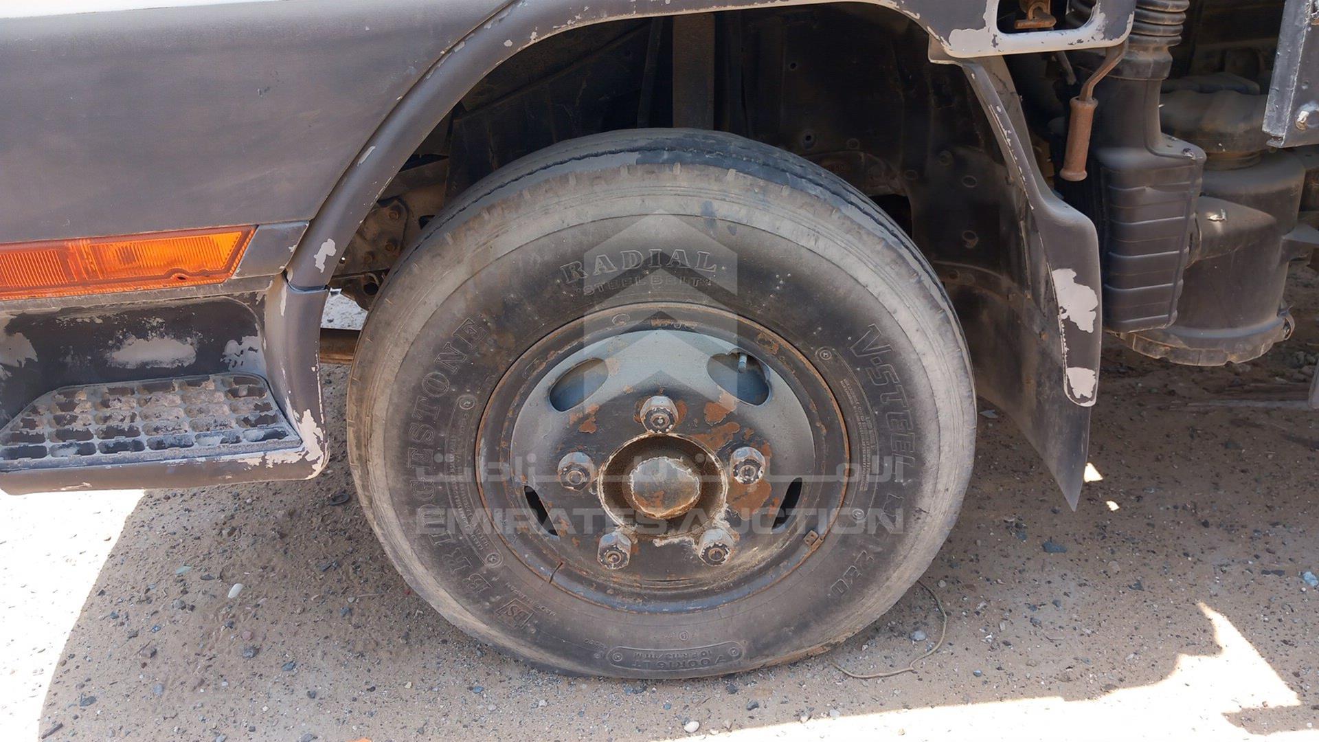 0 MITSUBISHI CANTER VIN: JMBFE539E0KU00025