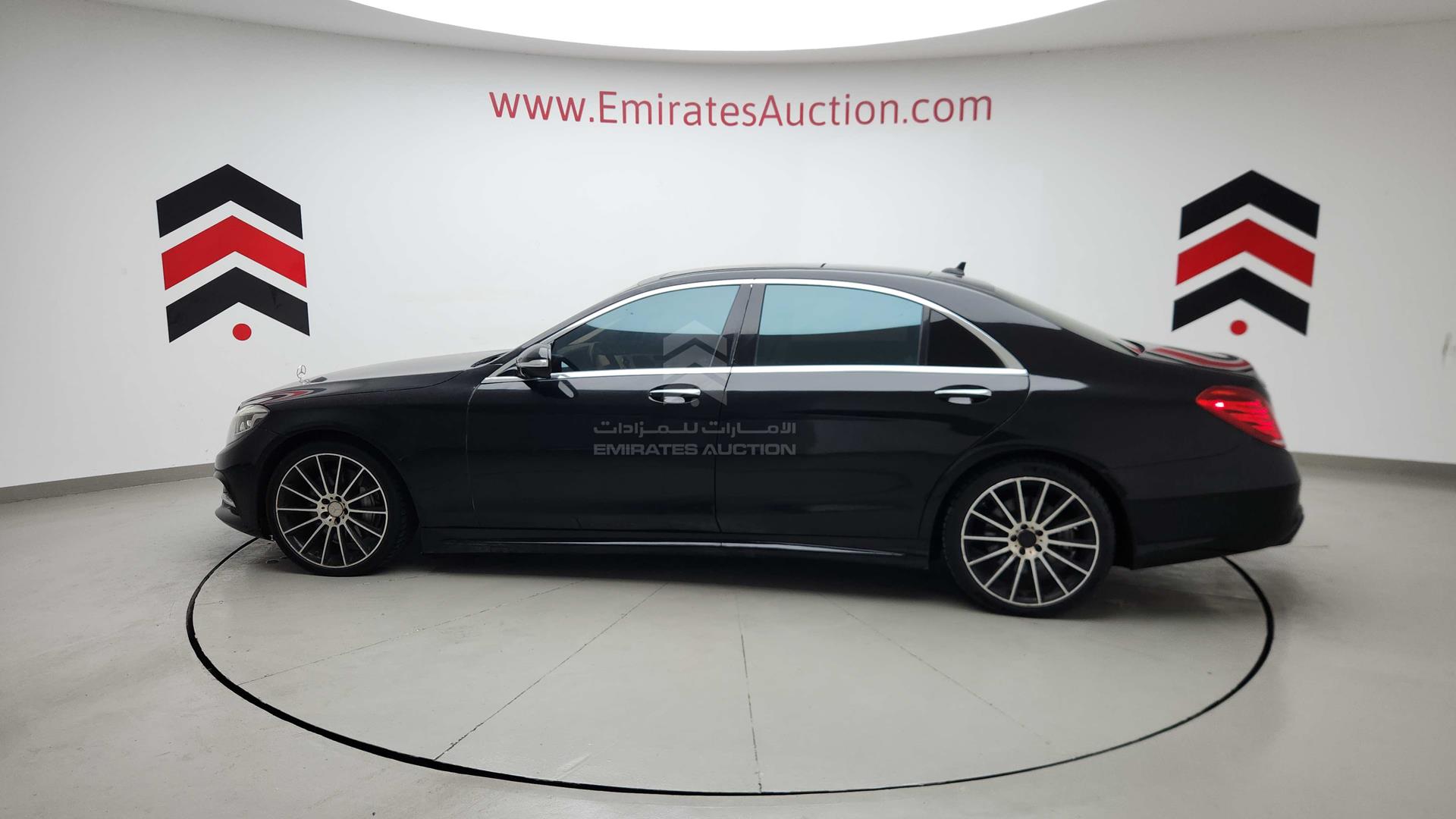 2015 MERCEDES S 550 VIN: WDDUG8CBXFA089710